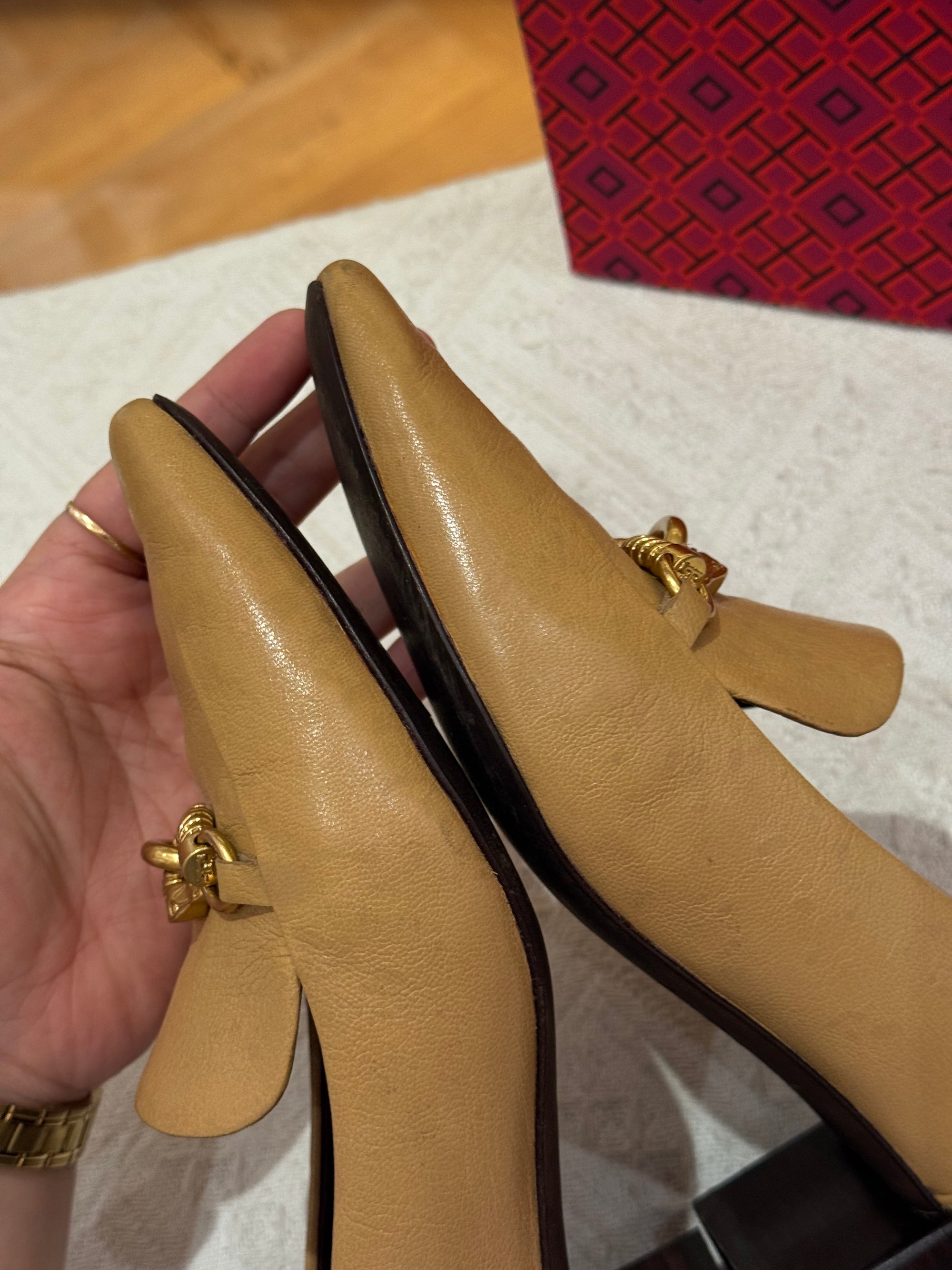 Tory Burch Wedges Horse