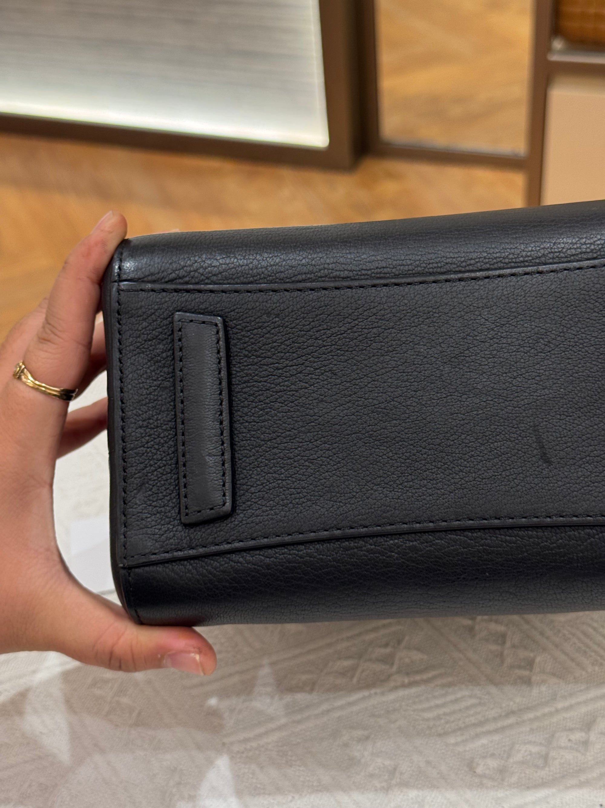 Givenchy Antigona Mini