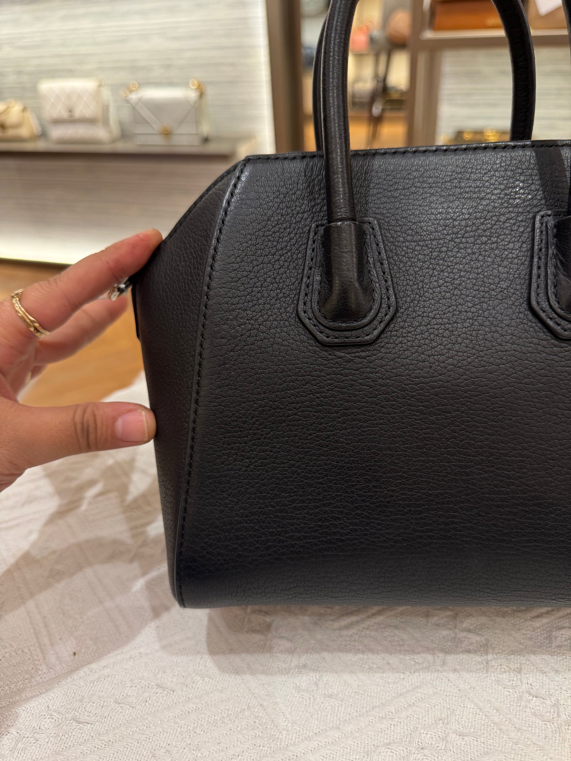 Givenchy Antigona Mini