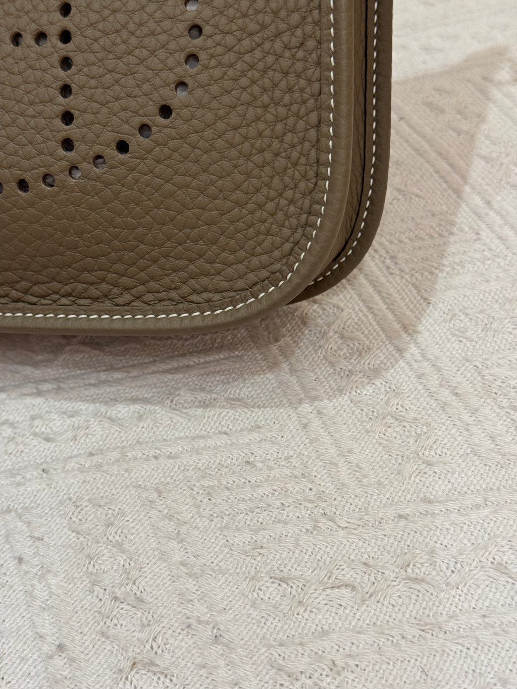 Hermes Evelyn 16 Etoupe / Blue Indigo
