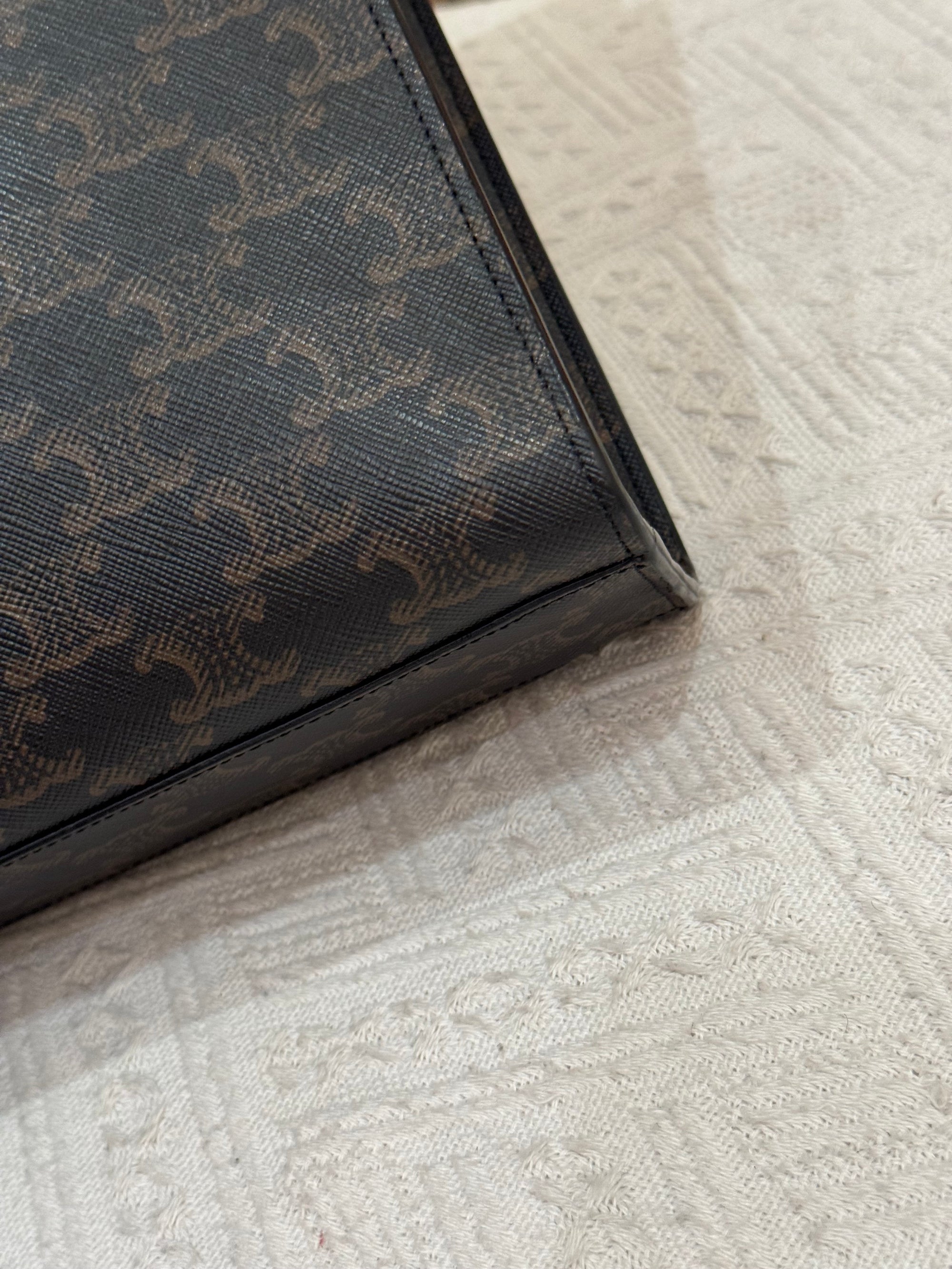 Celine Small Cabas Vertical Triomphe