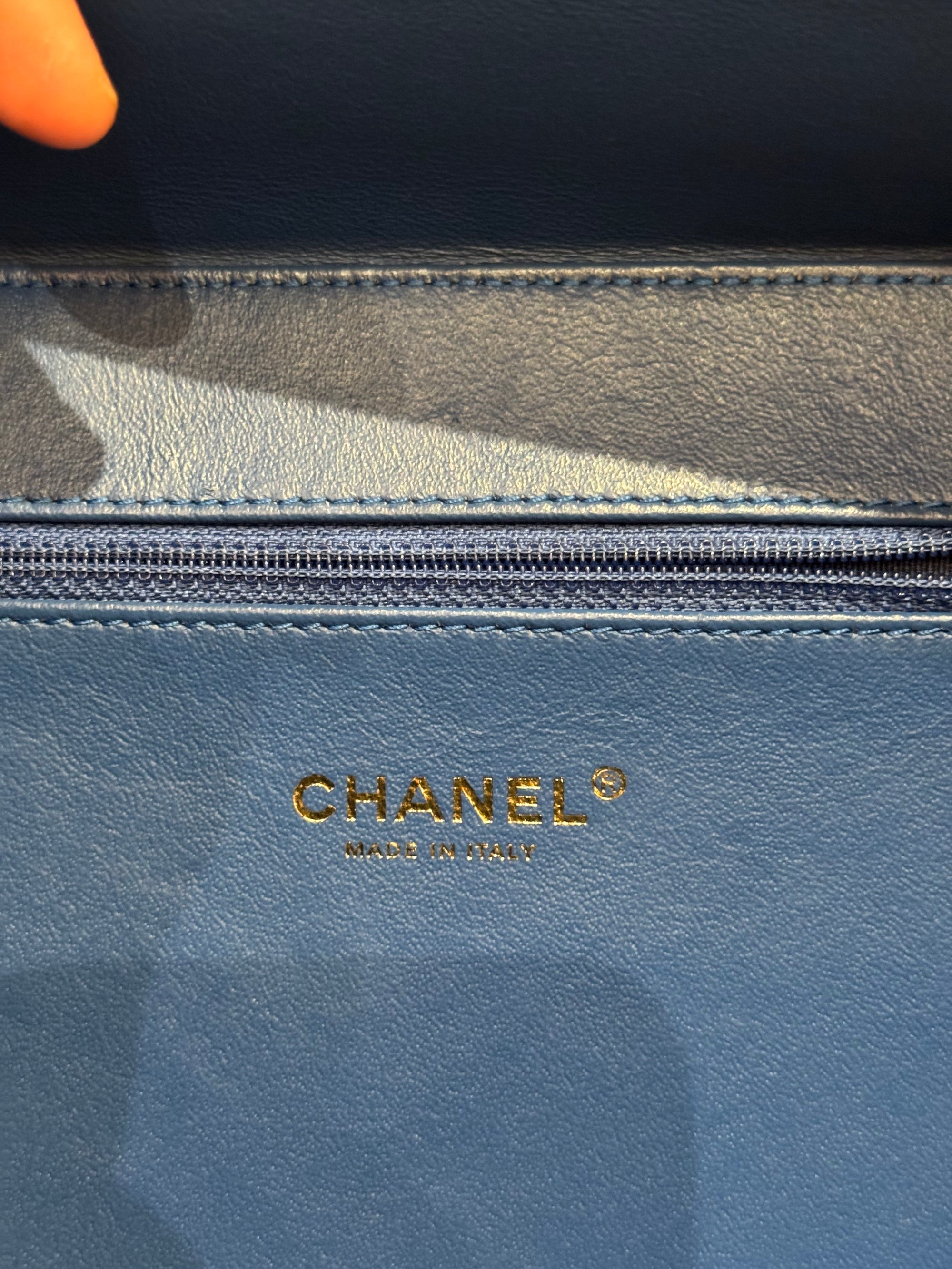 Chanel Filigree Vanity Caviar Blue