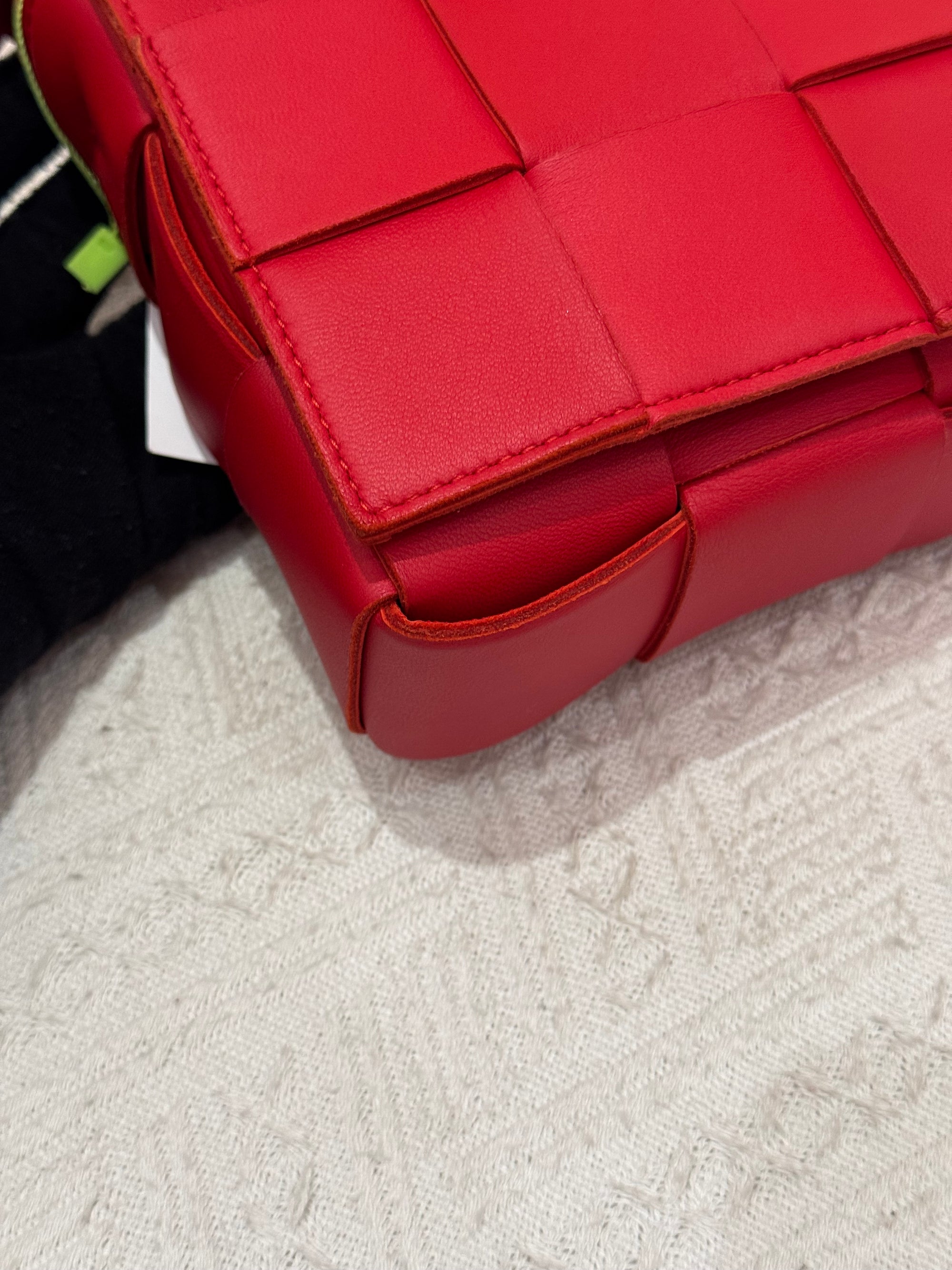 Bottega Veneta Cassette Red