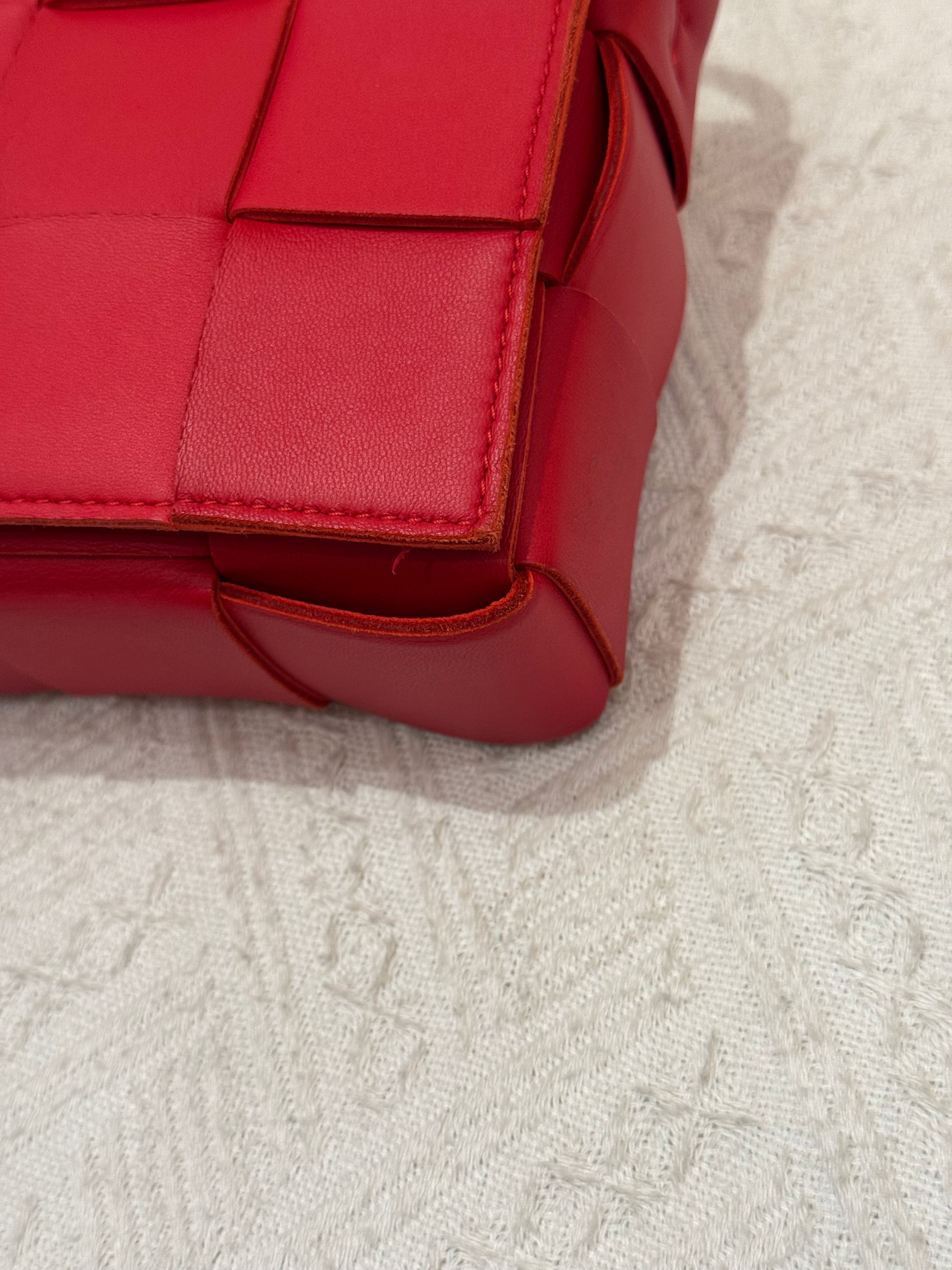 Bottega Veneta Cassette Red