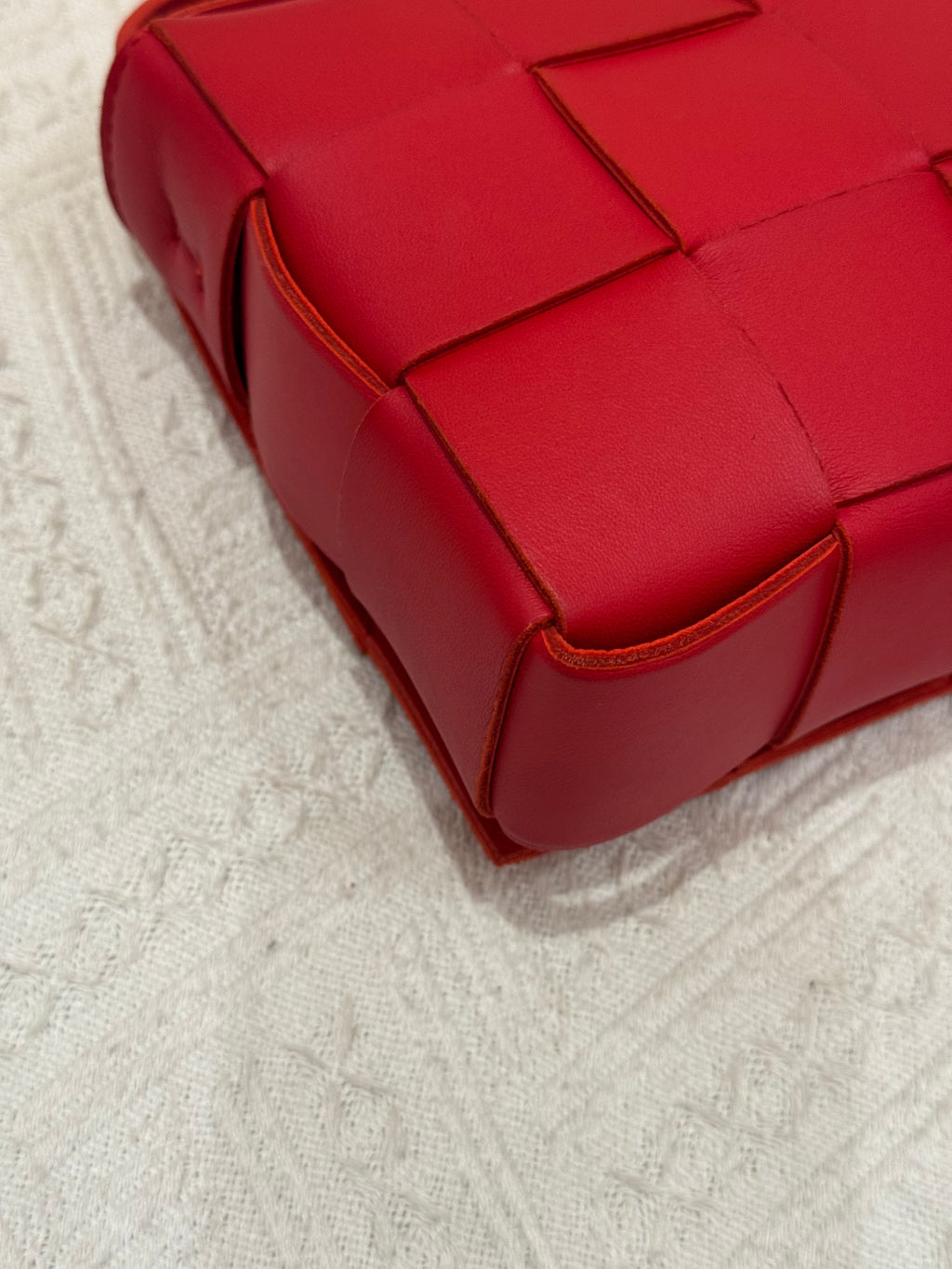 Bottega Veneta Cassette Red