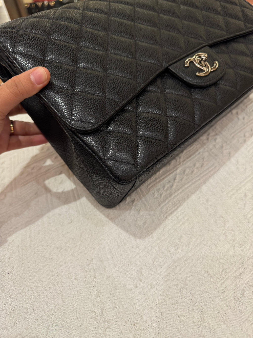 Chanel Classic Maxi