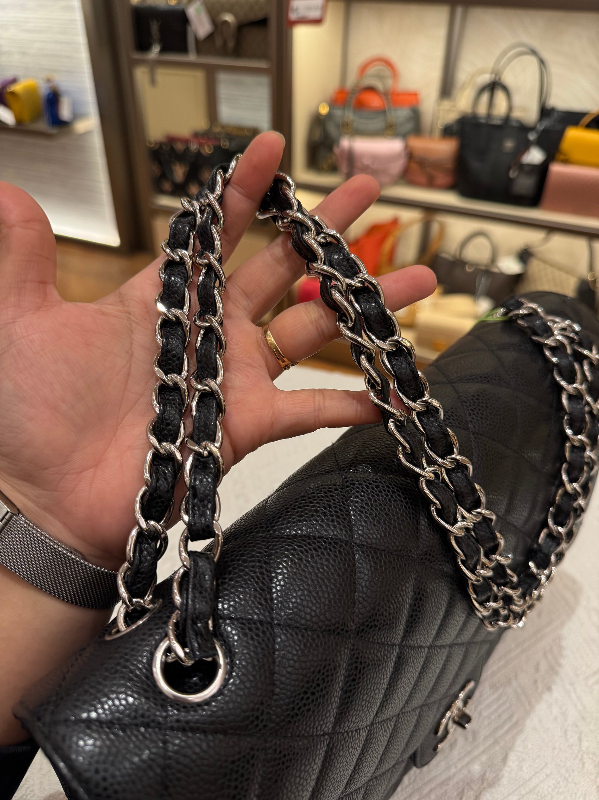 Chanel Classic Maxi