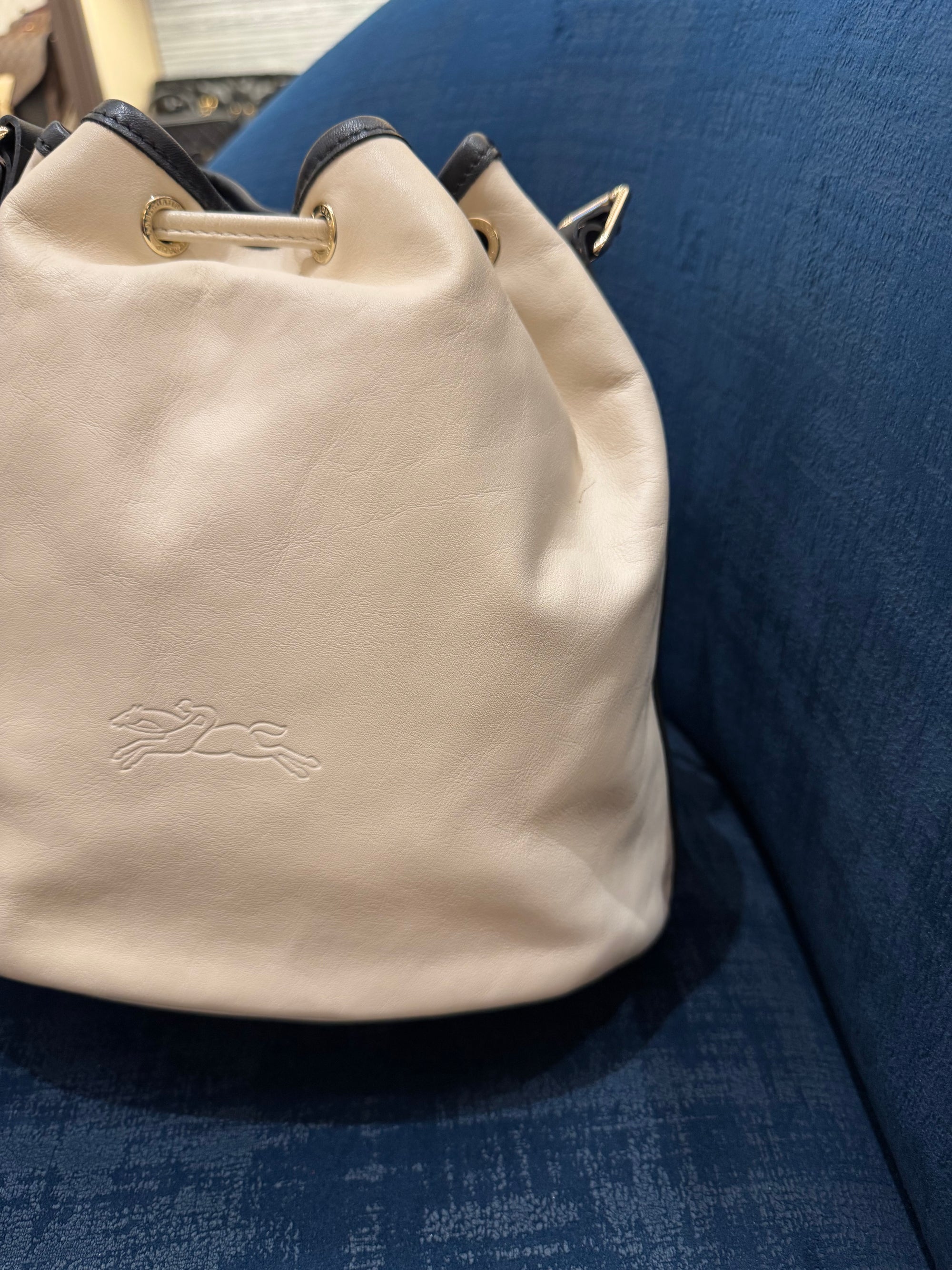 Longchamp Bucket Broken White