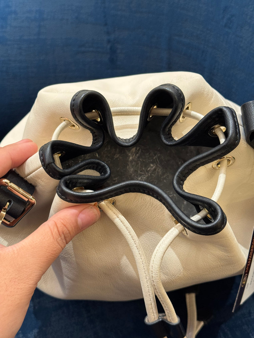 Longchamp Bucket Broken White