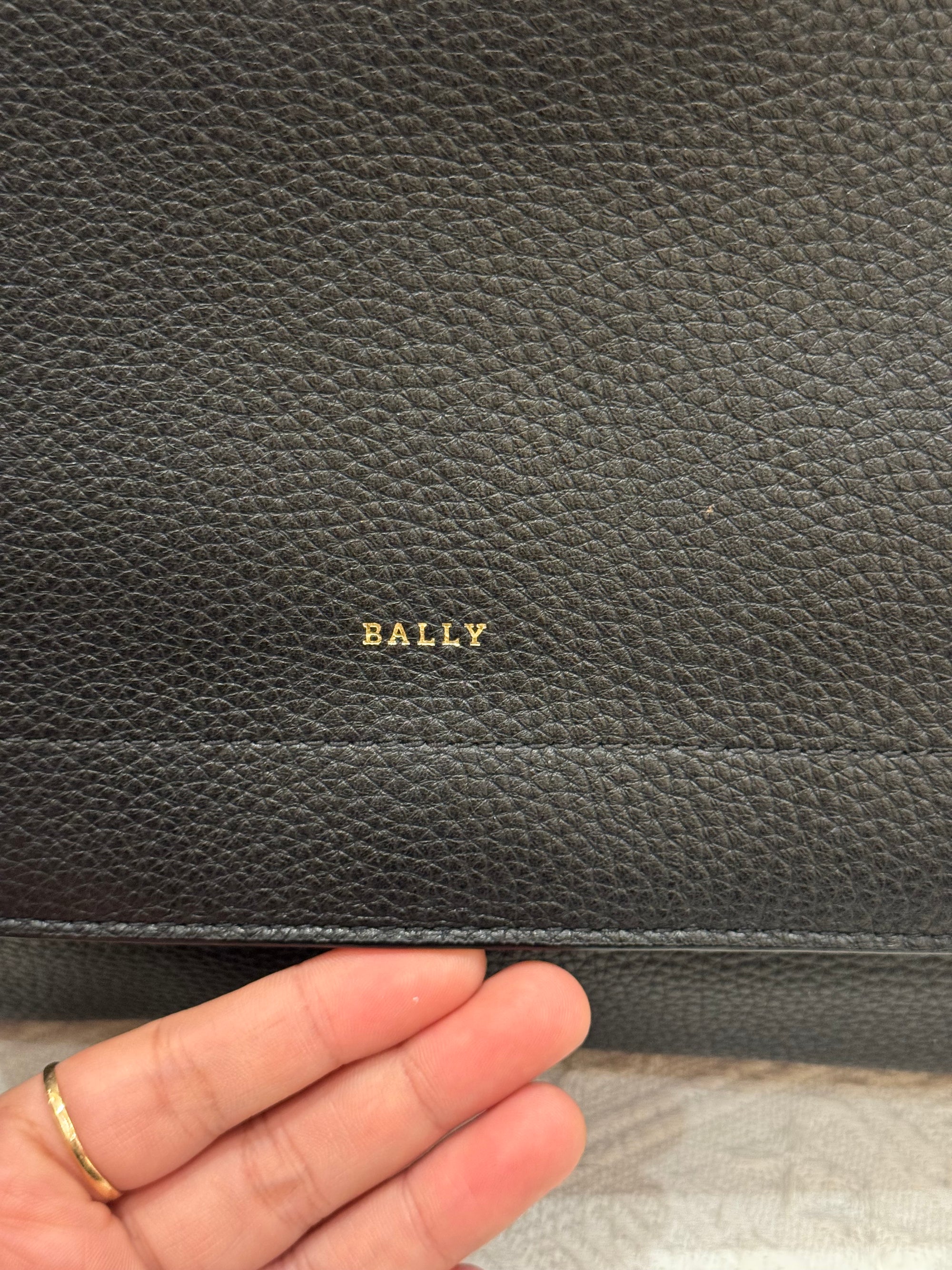 Bally Crossbody black