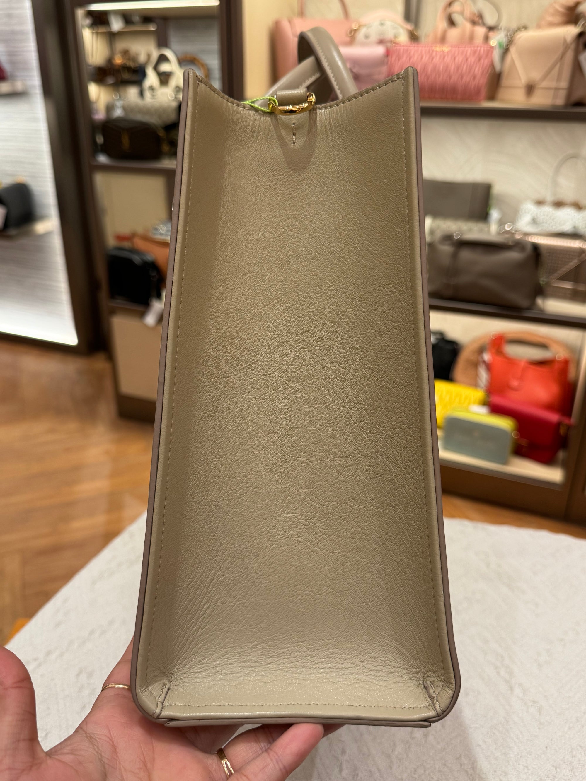 Givenchy G-Tote