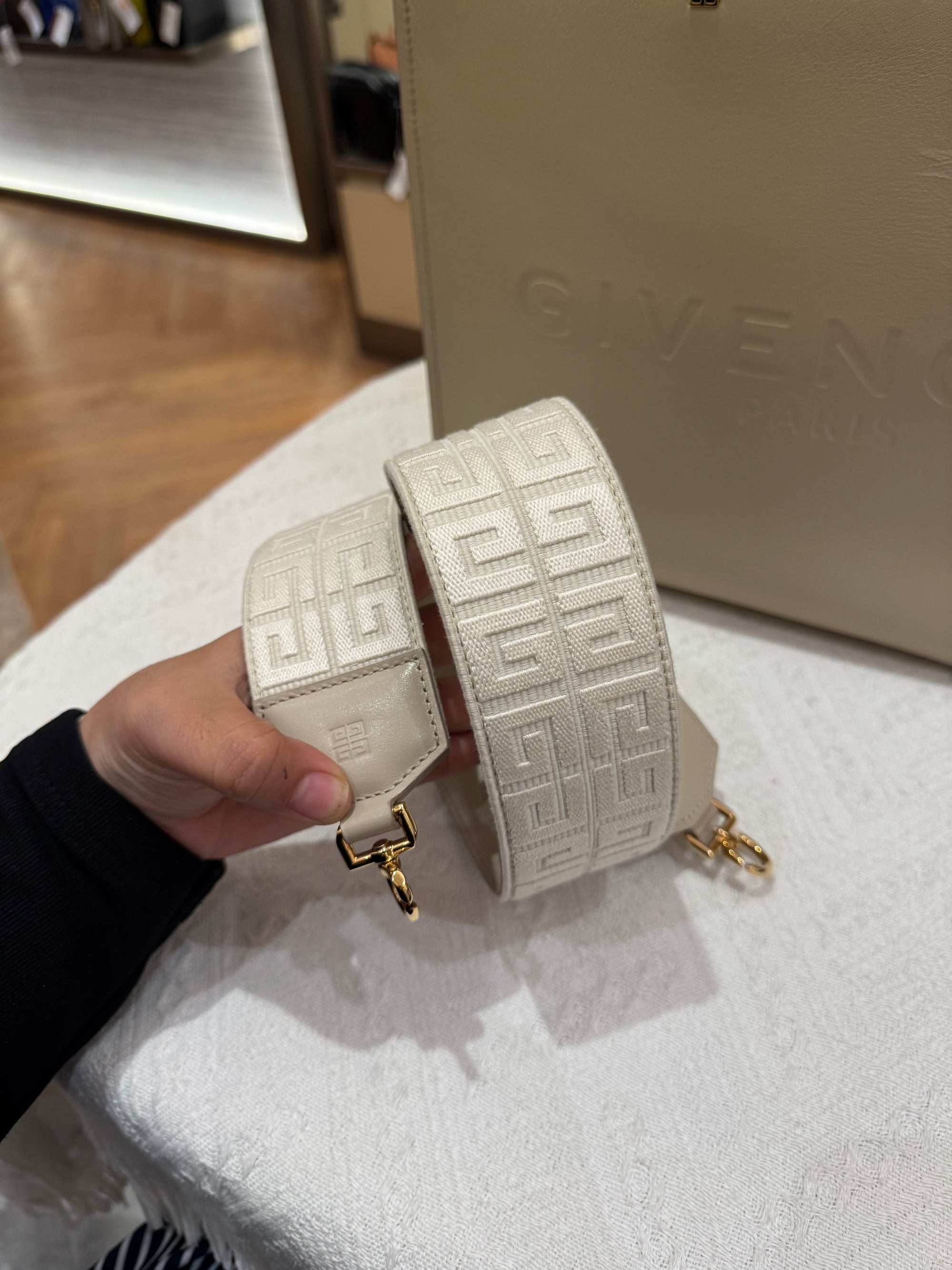 Givenchy G-Tote