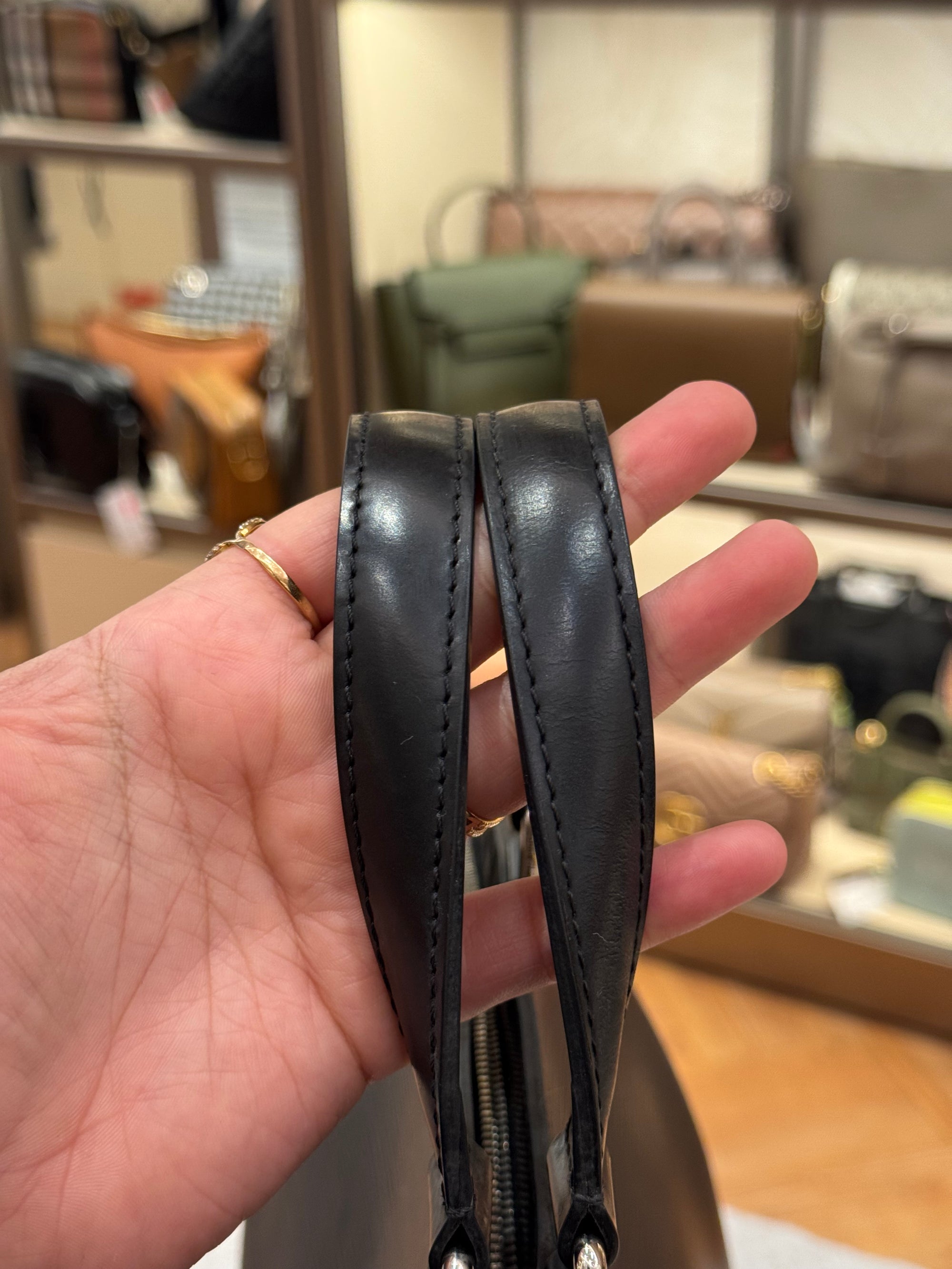 Louis Vuitton Brea GM