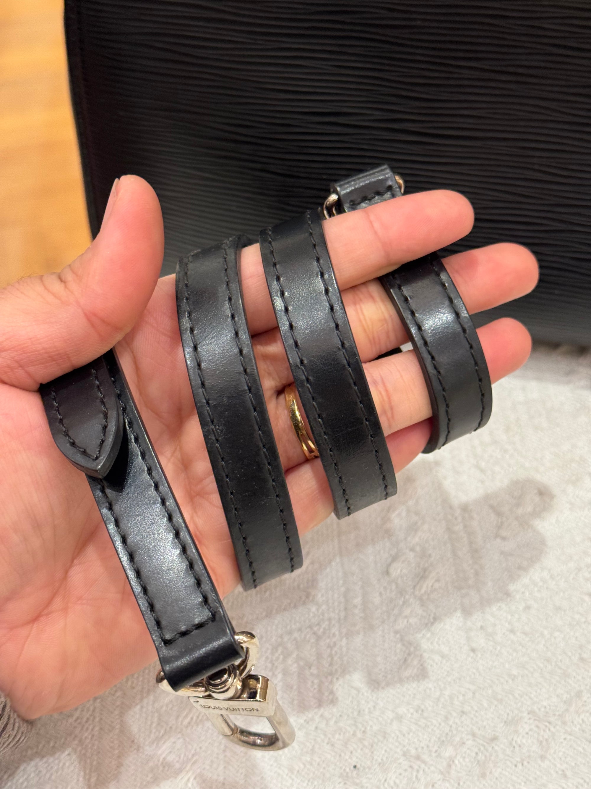 Louis Vuitton Brea GM