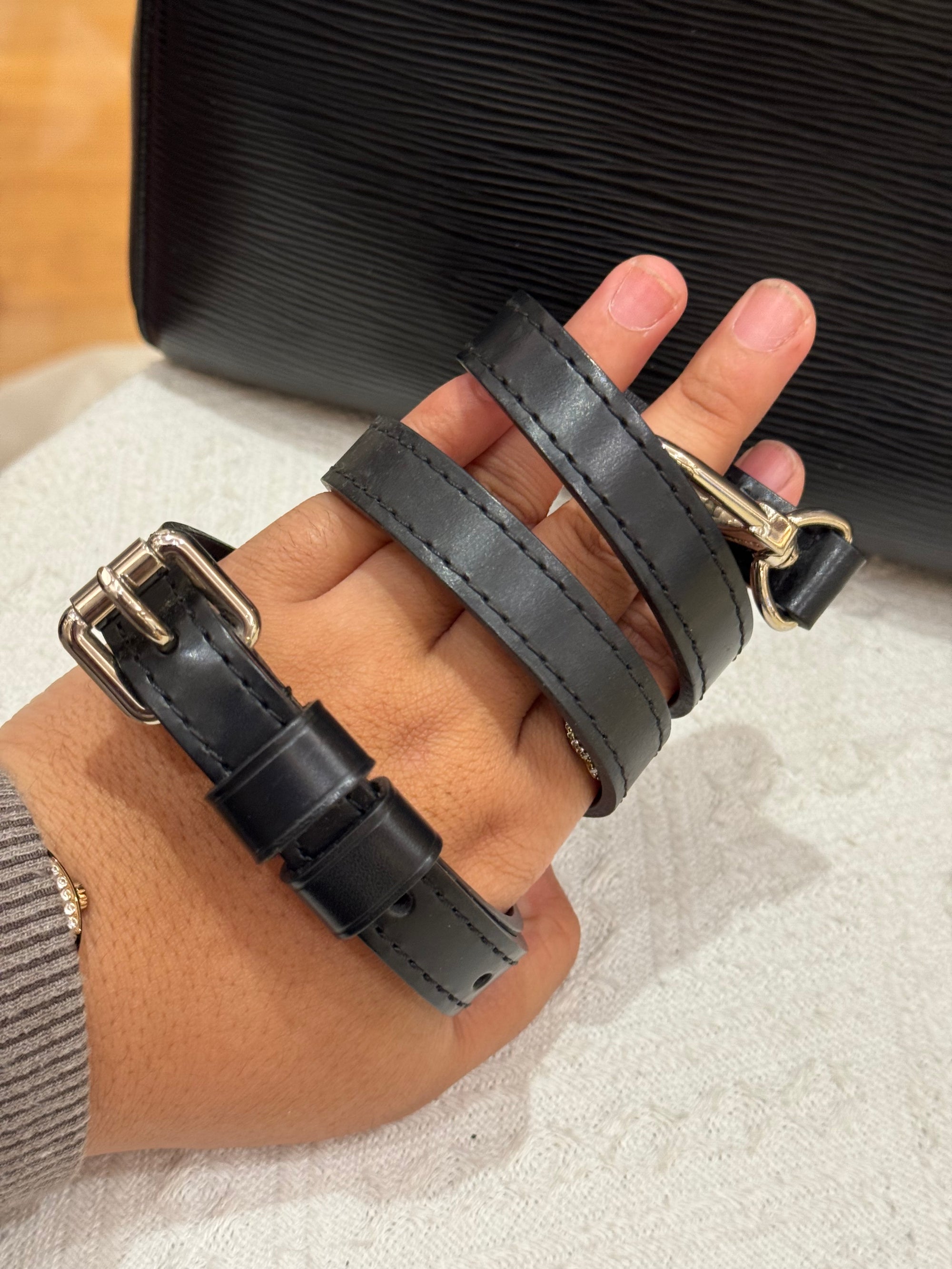 Louis Vuitton Brea GM
