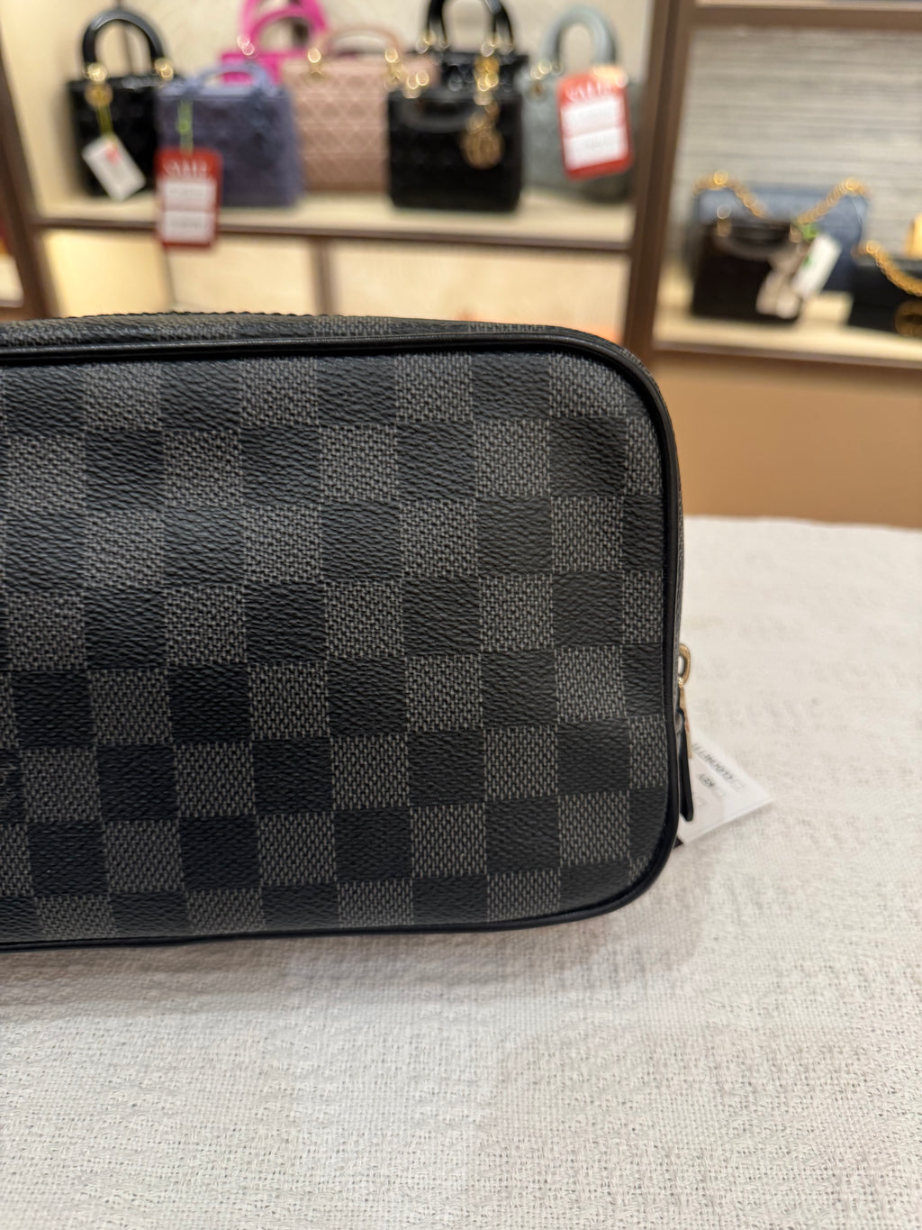 Louis Vuitton Pochette Damier Graphite