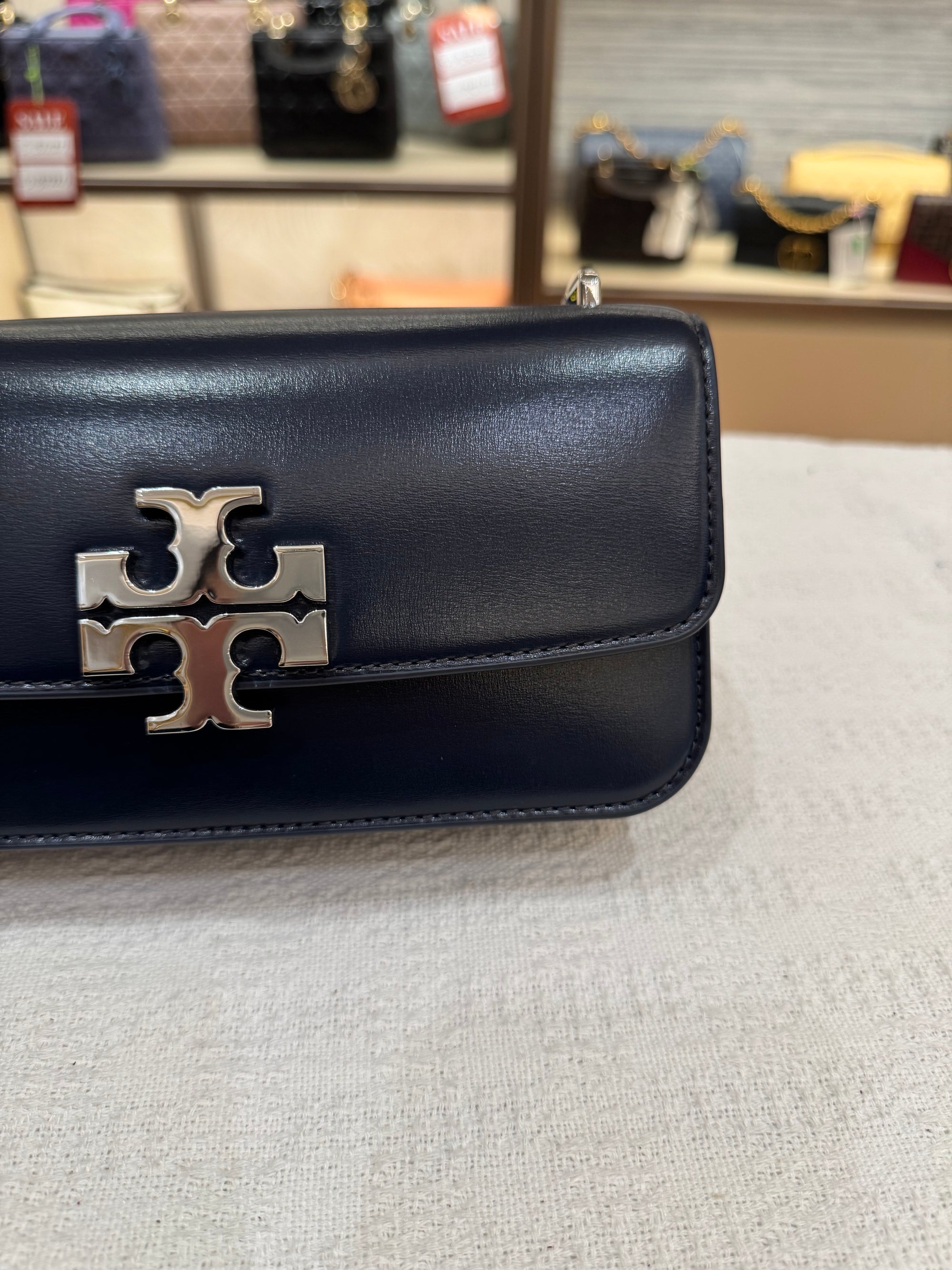 Tory Burch Eleanor East West