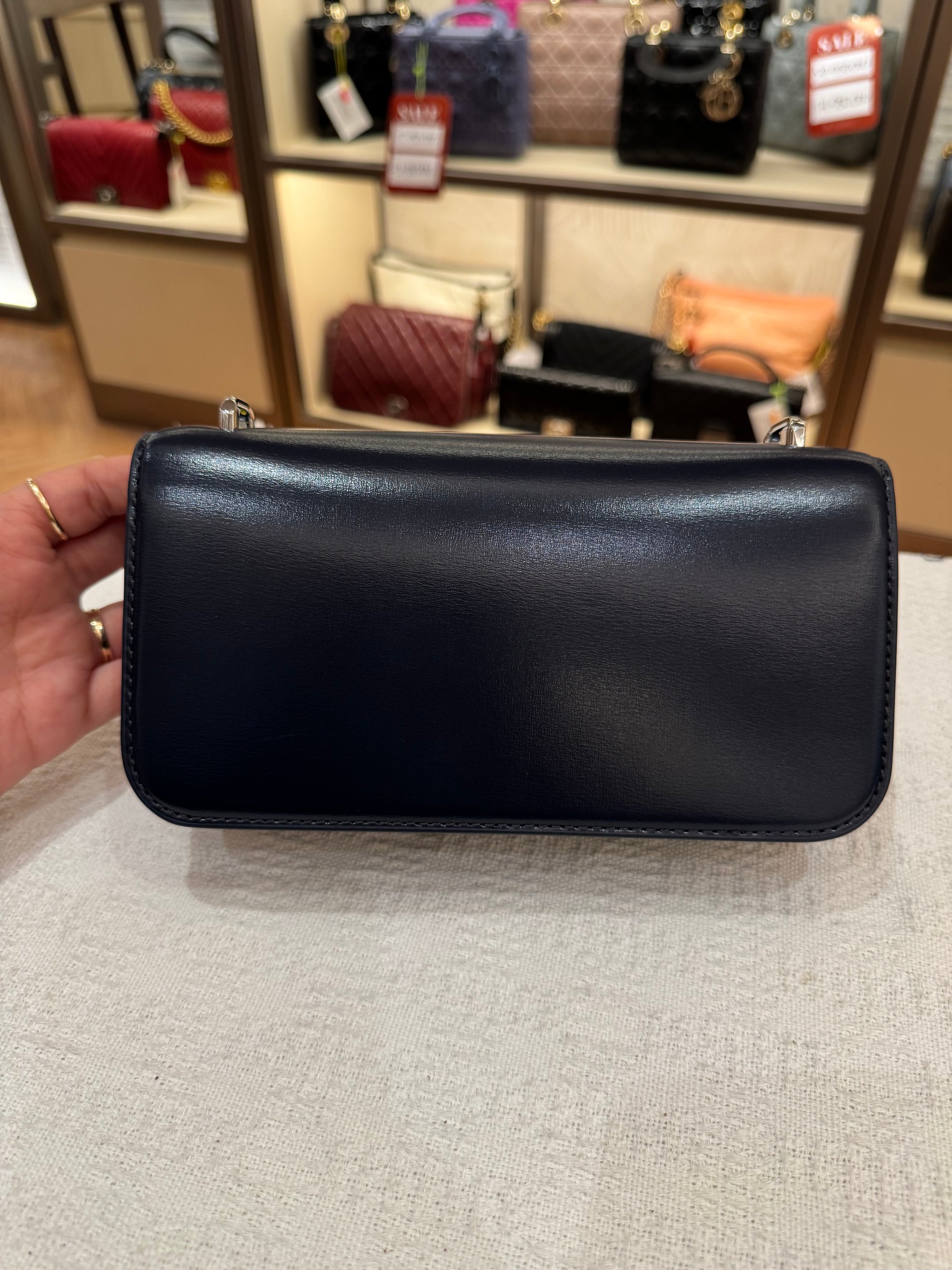 Tory Burch Eleanor East West