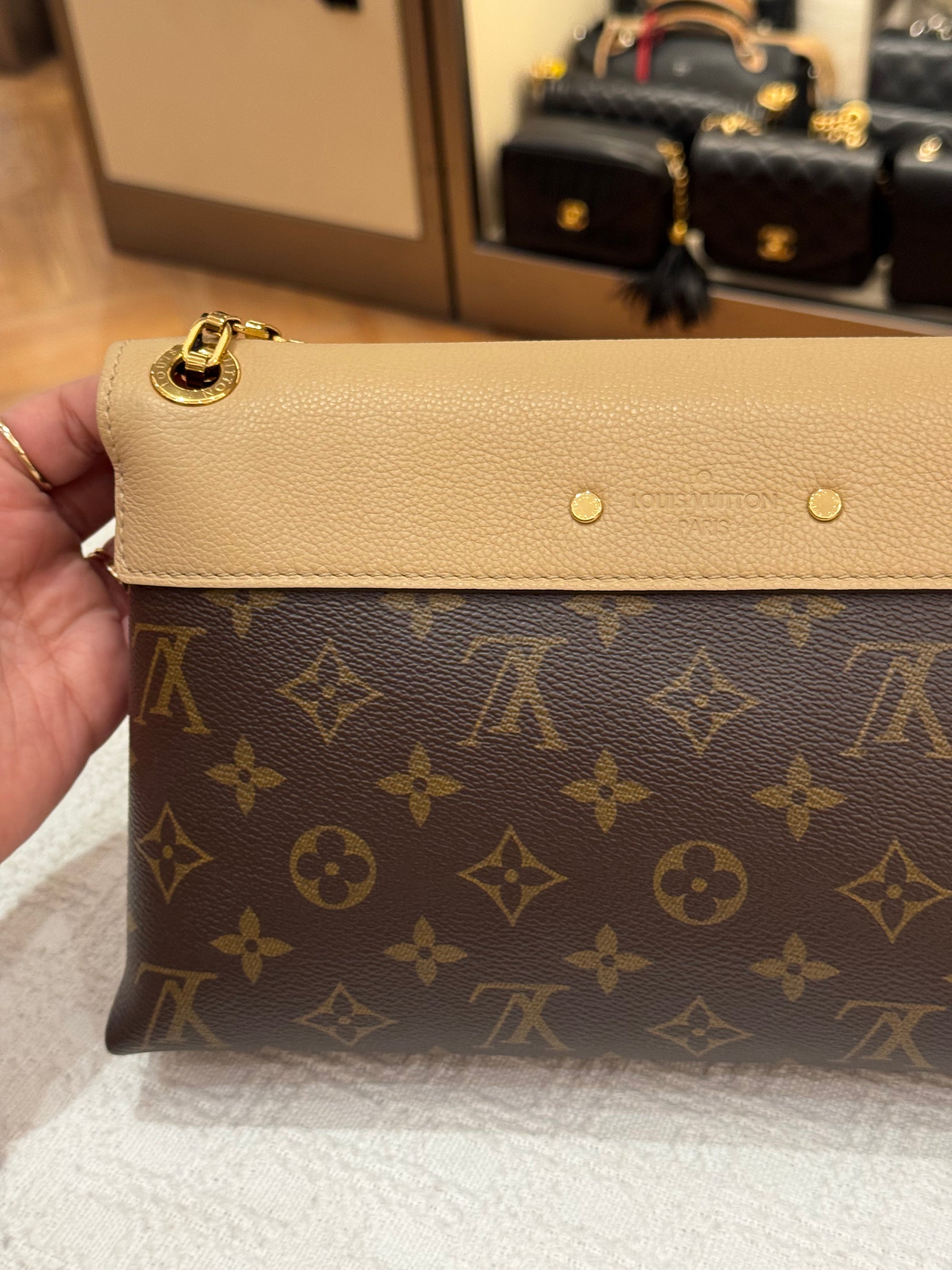 Louis Vuitton Pallas Chain Monogram Dune