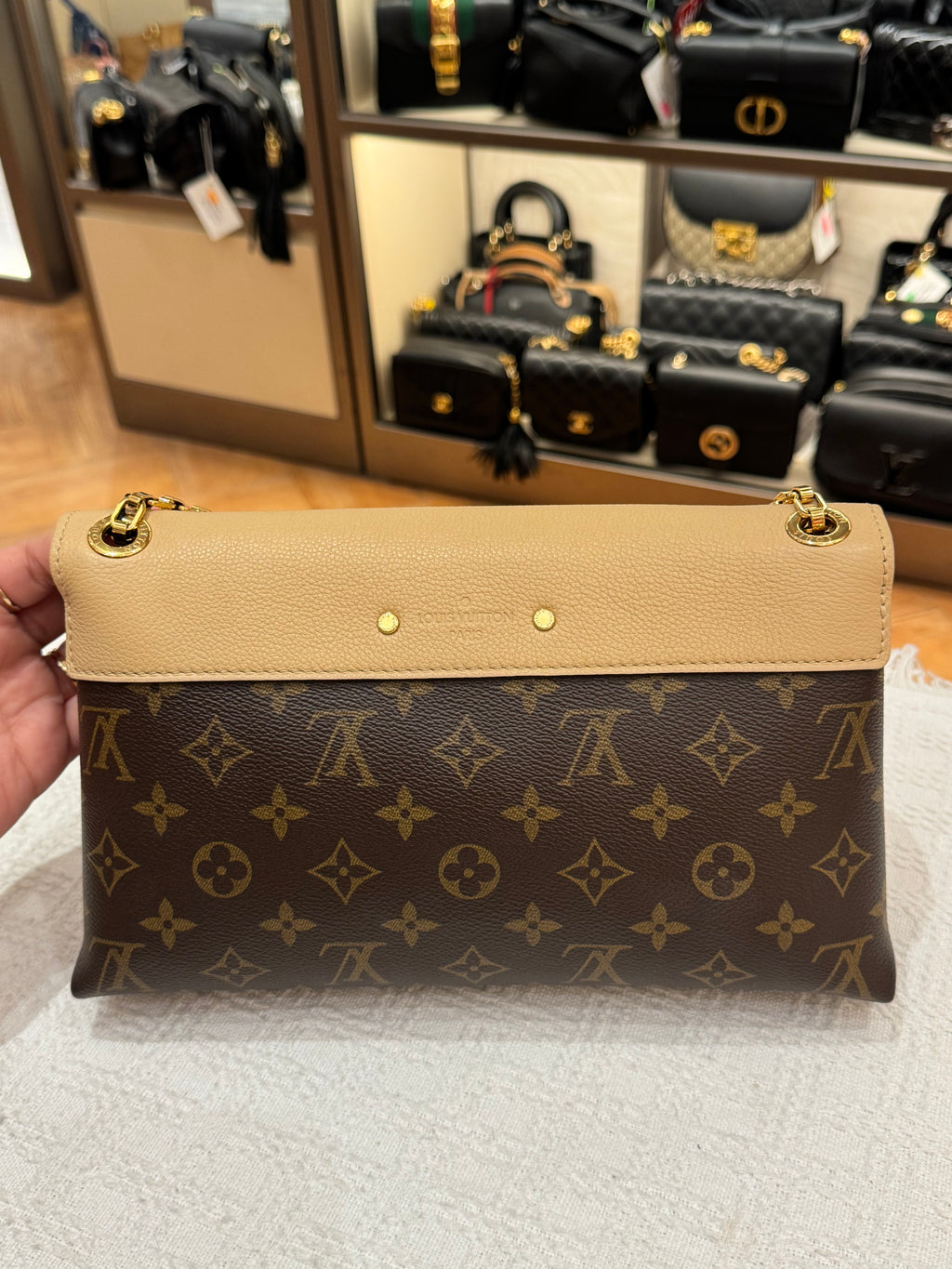 Louis Vuitton Pallas Chain Monogram Dune