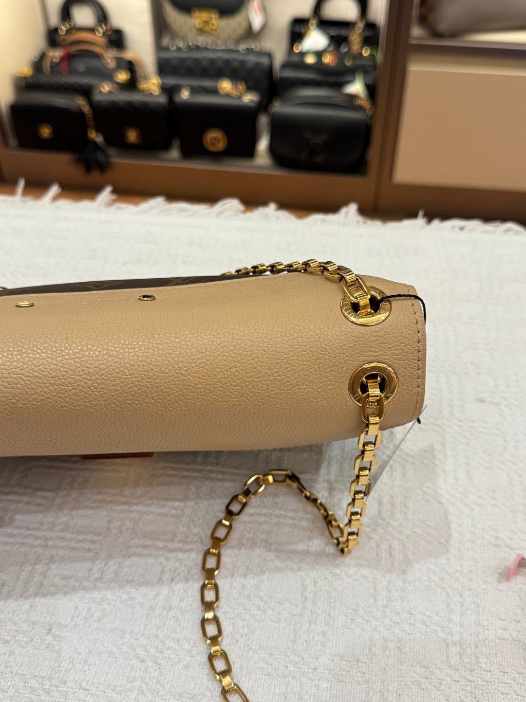Louis Vuitton Pallas Chain Monogram Dune