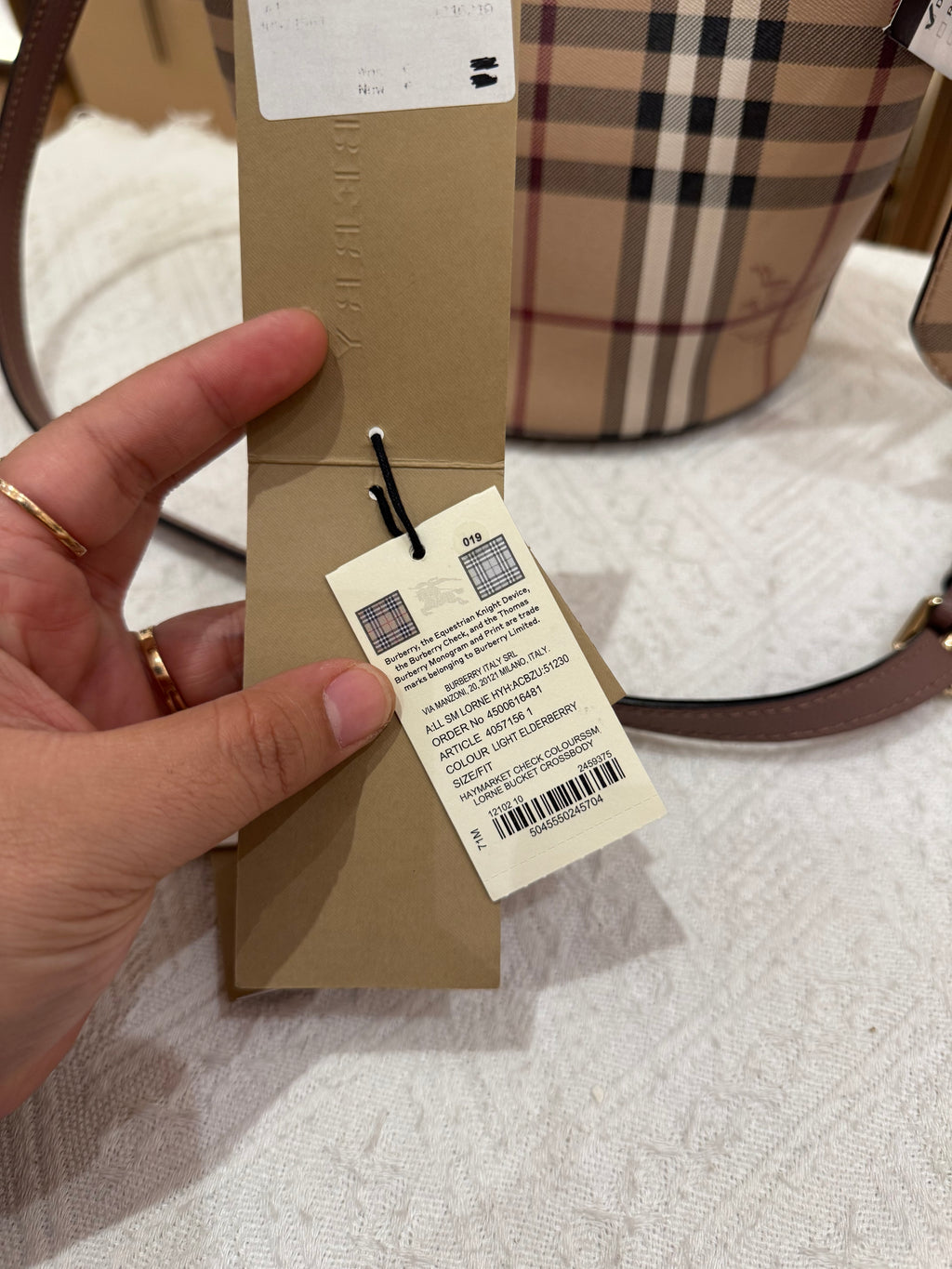 Burberry Bucket Light Edlerberry