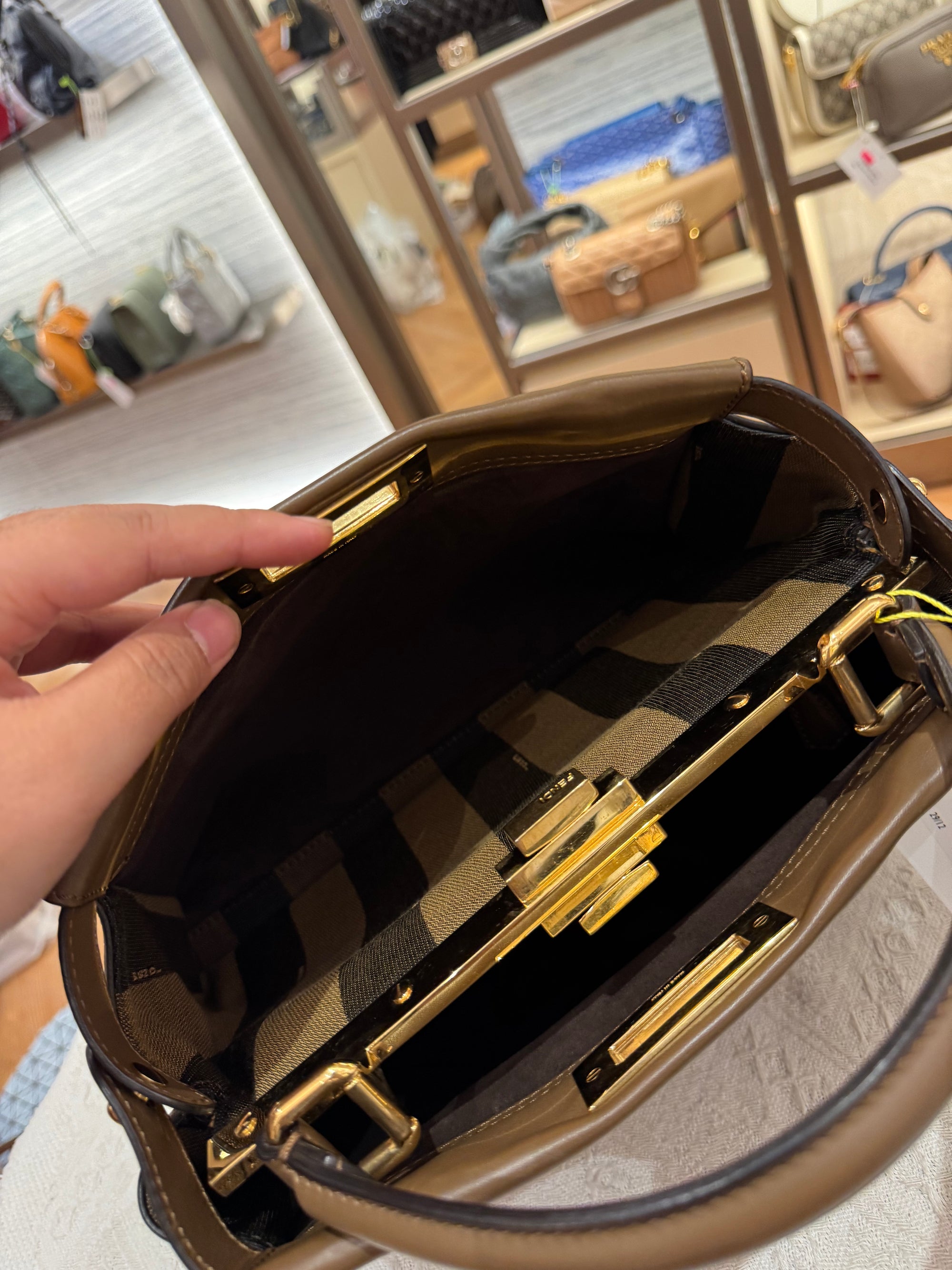 Fendi Peekaboo Medium Brown