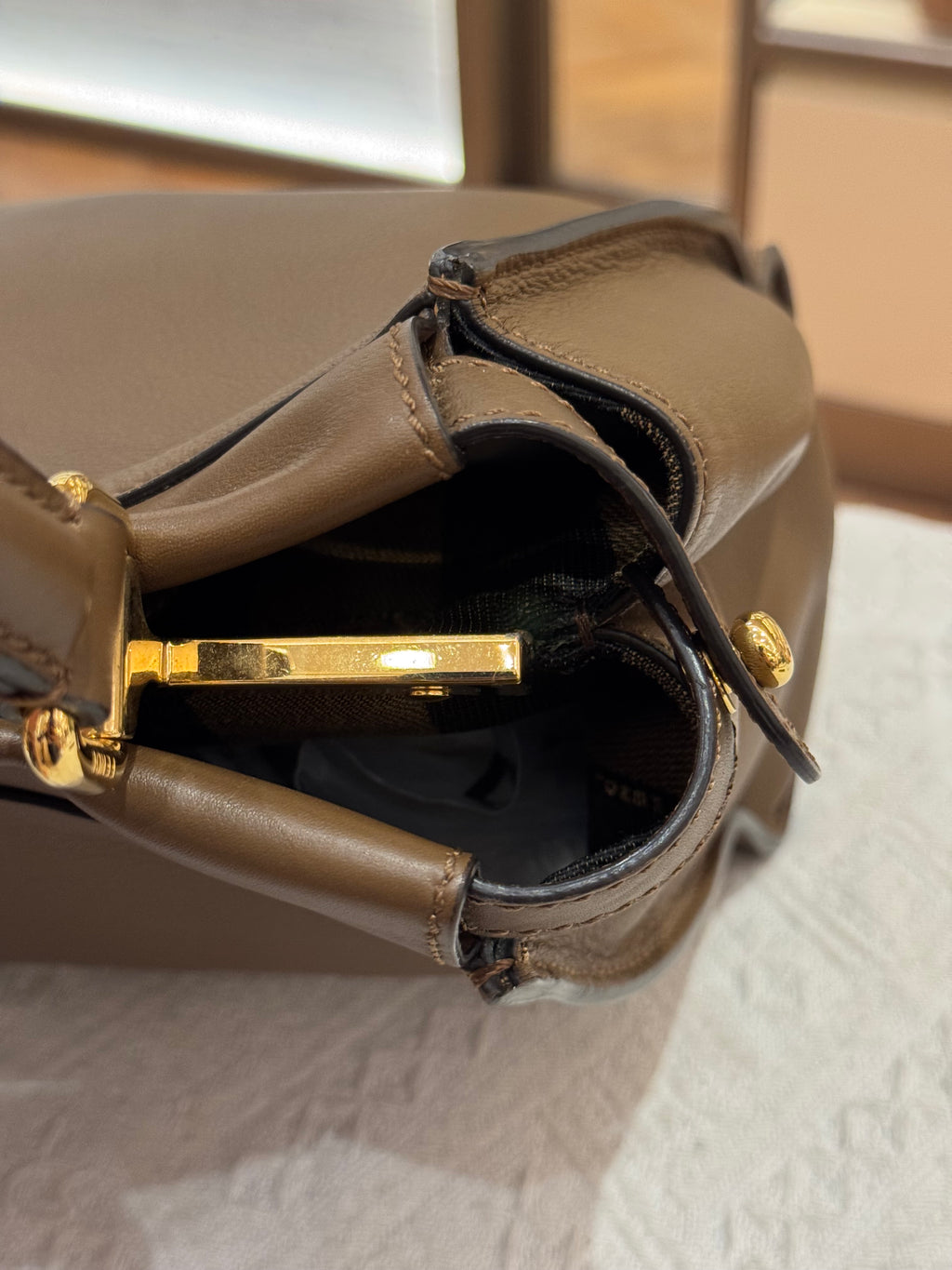 Fendi Peekaboo Medium Brown