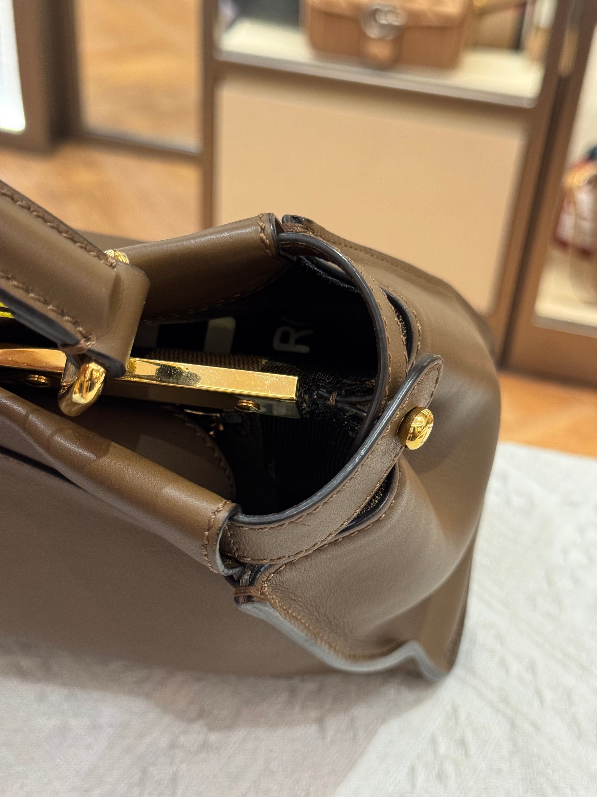 Fendi Peekaboo Medium Brown