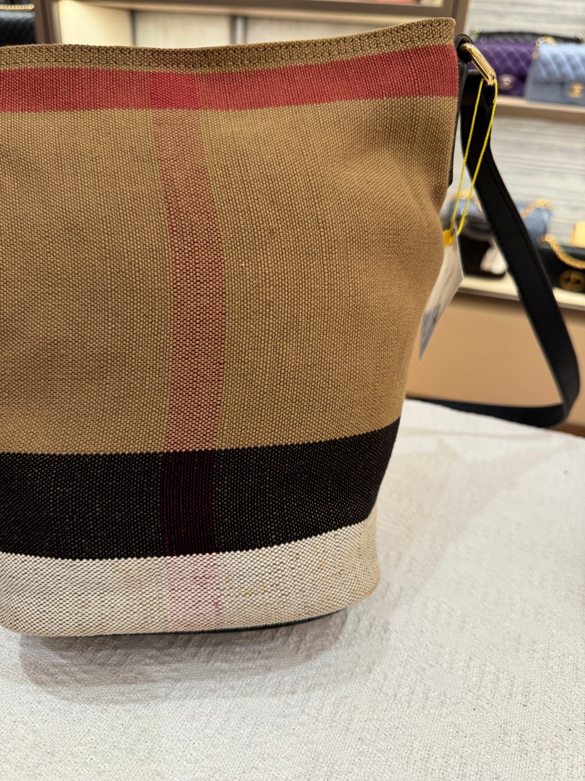 Burberry Ashby Medium Bucket