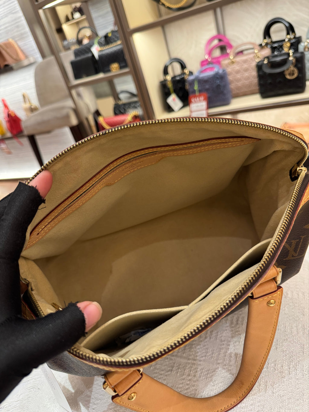 Louis Vuitton Retiro PM Monogram