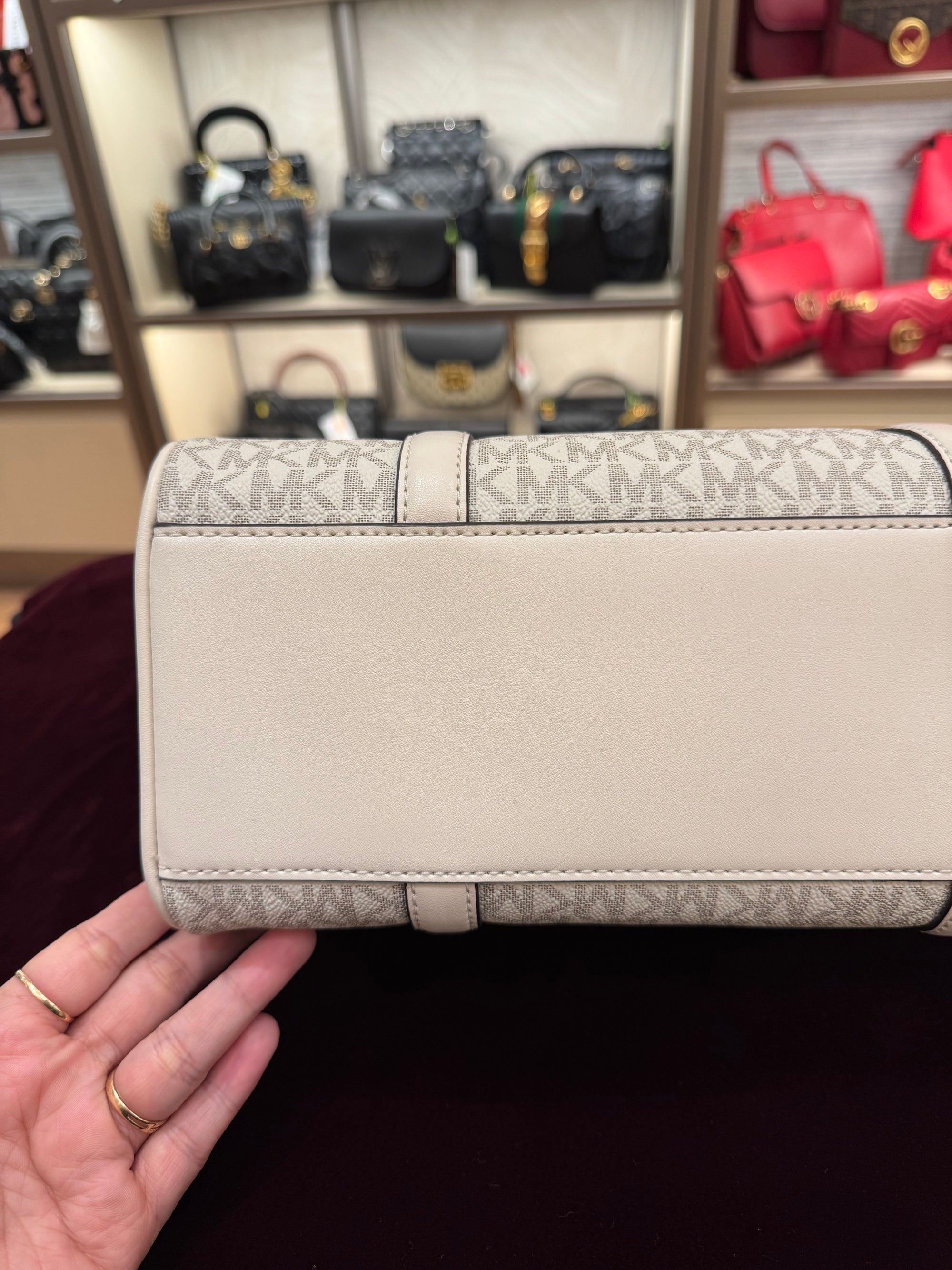 Michael Kors Travel Duffle Medium Cream Multi