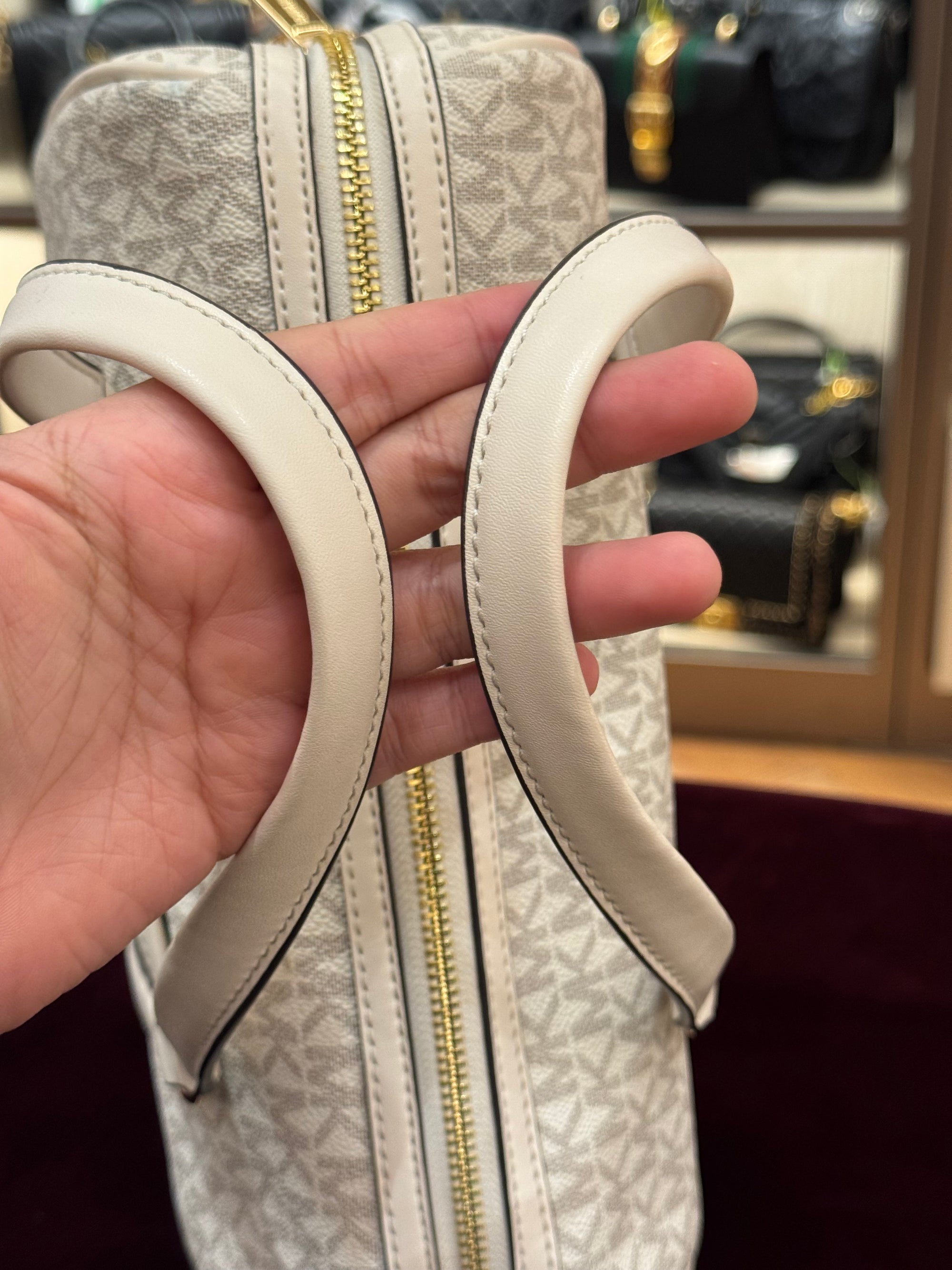 Michael Kors Travel Duffle Medium Cream Multi