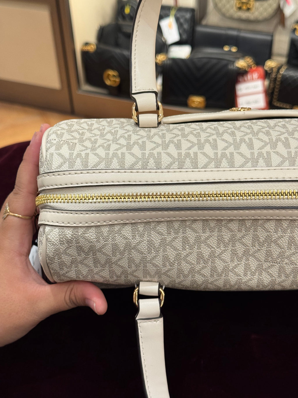 Michael Kors Travel Duffle Medium Cream Multi