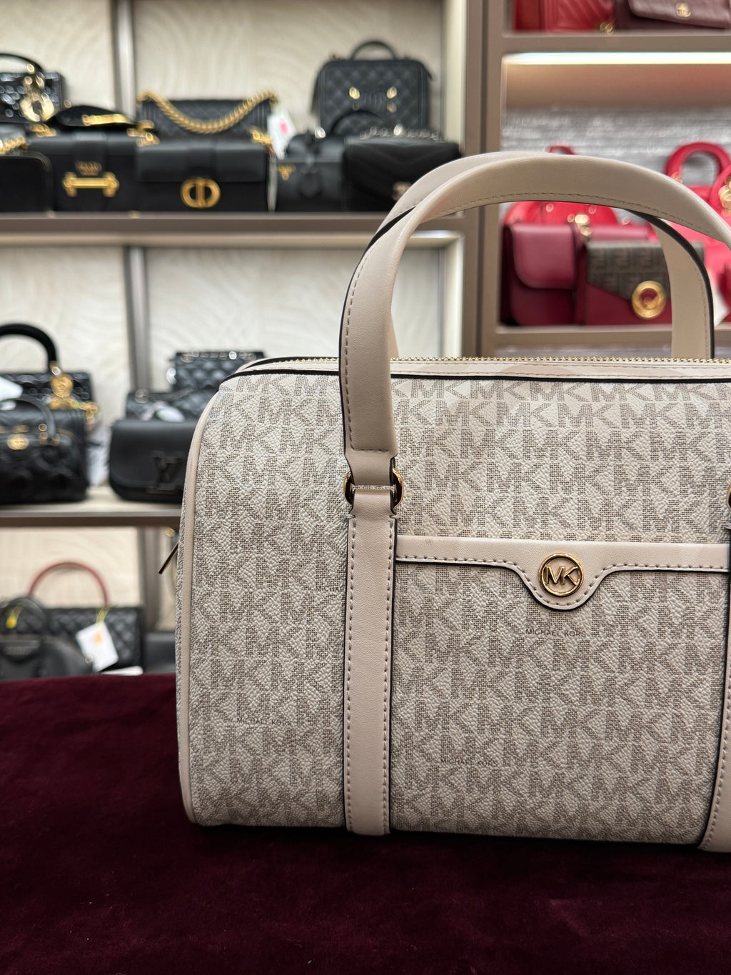 Michael Kors Travel Duffle Medium Cream Multi