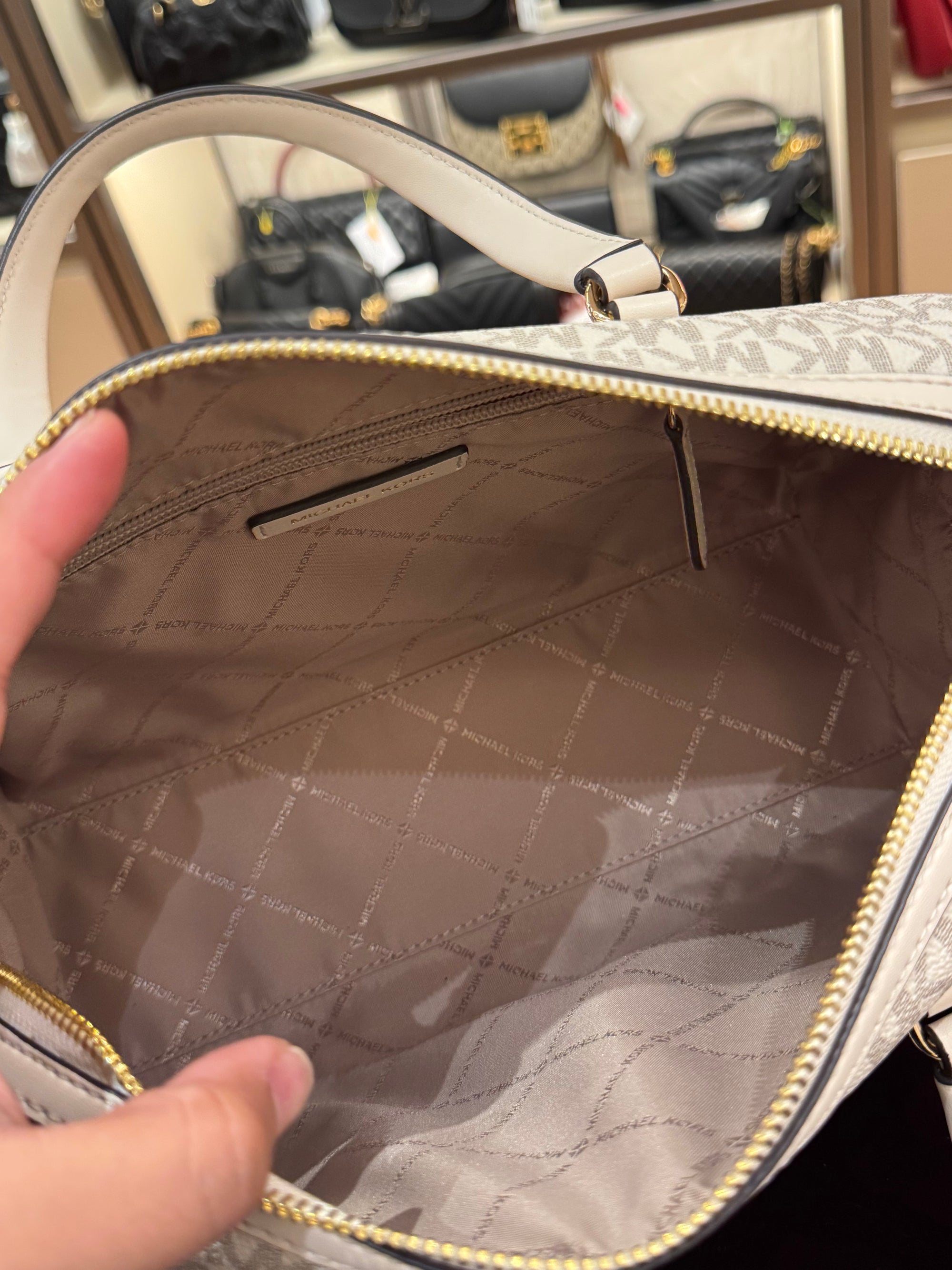 Michael Kors Travel Duffle Medium Cream Multi