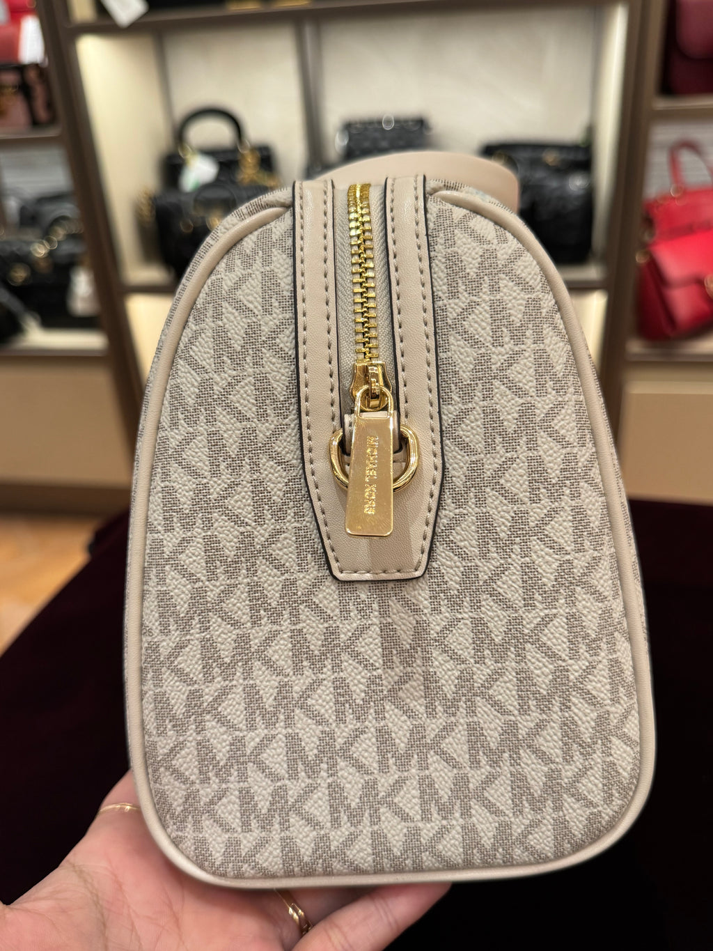 Michael Kors Travel Duffle Medium Cream Multi