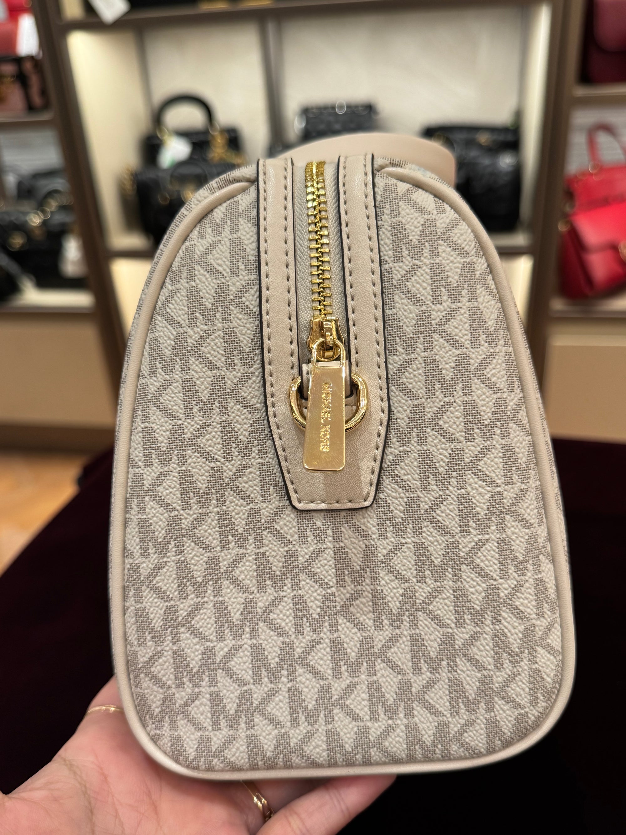 Michael Kors Travel Duffle Medium Cream Multi