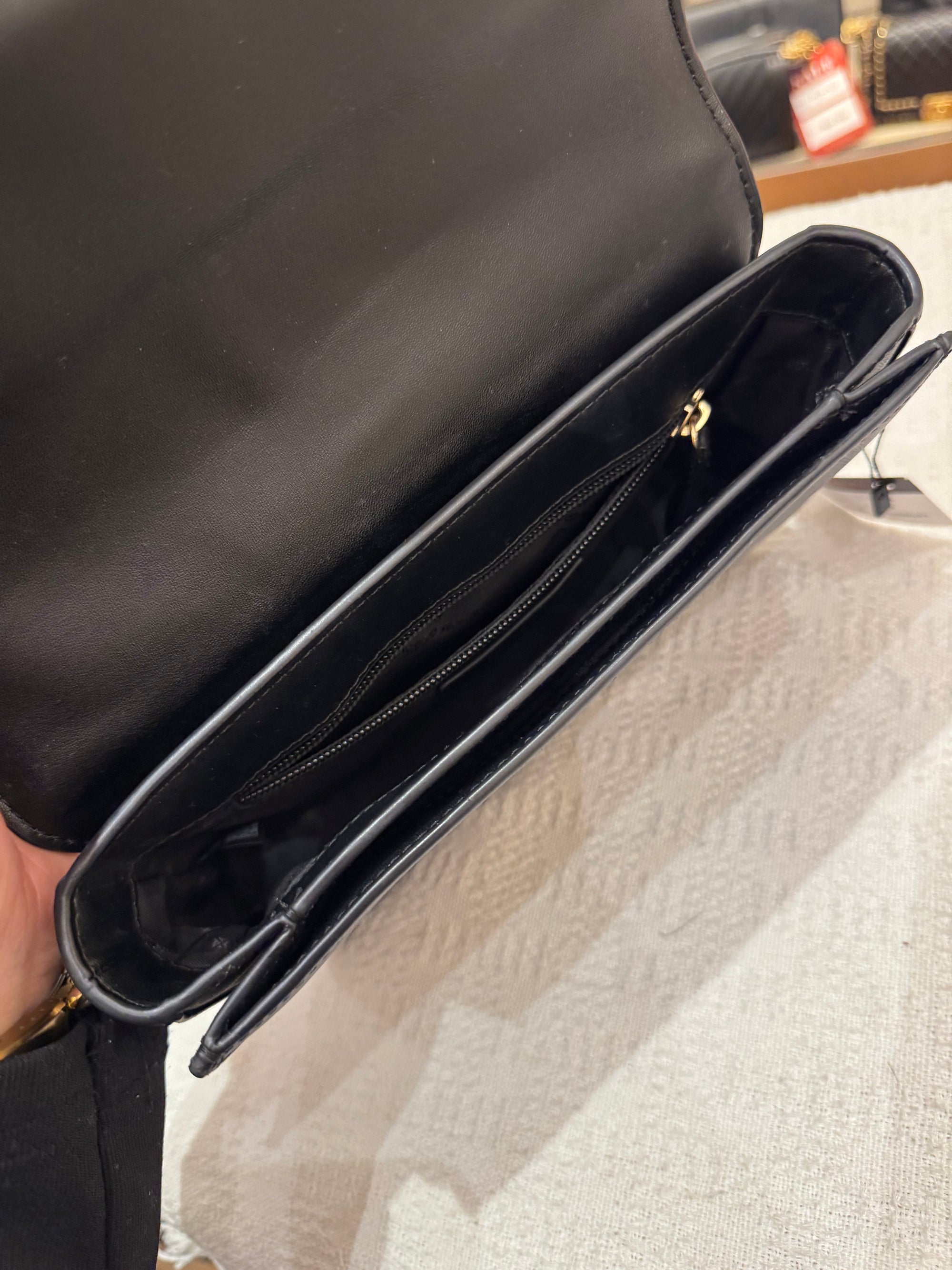 Michael Kors Carmen Black