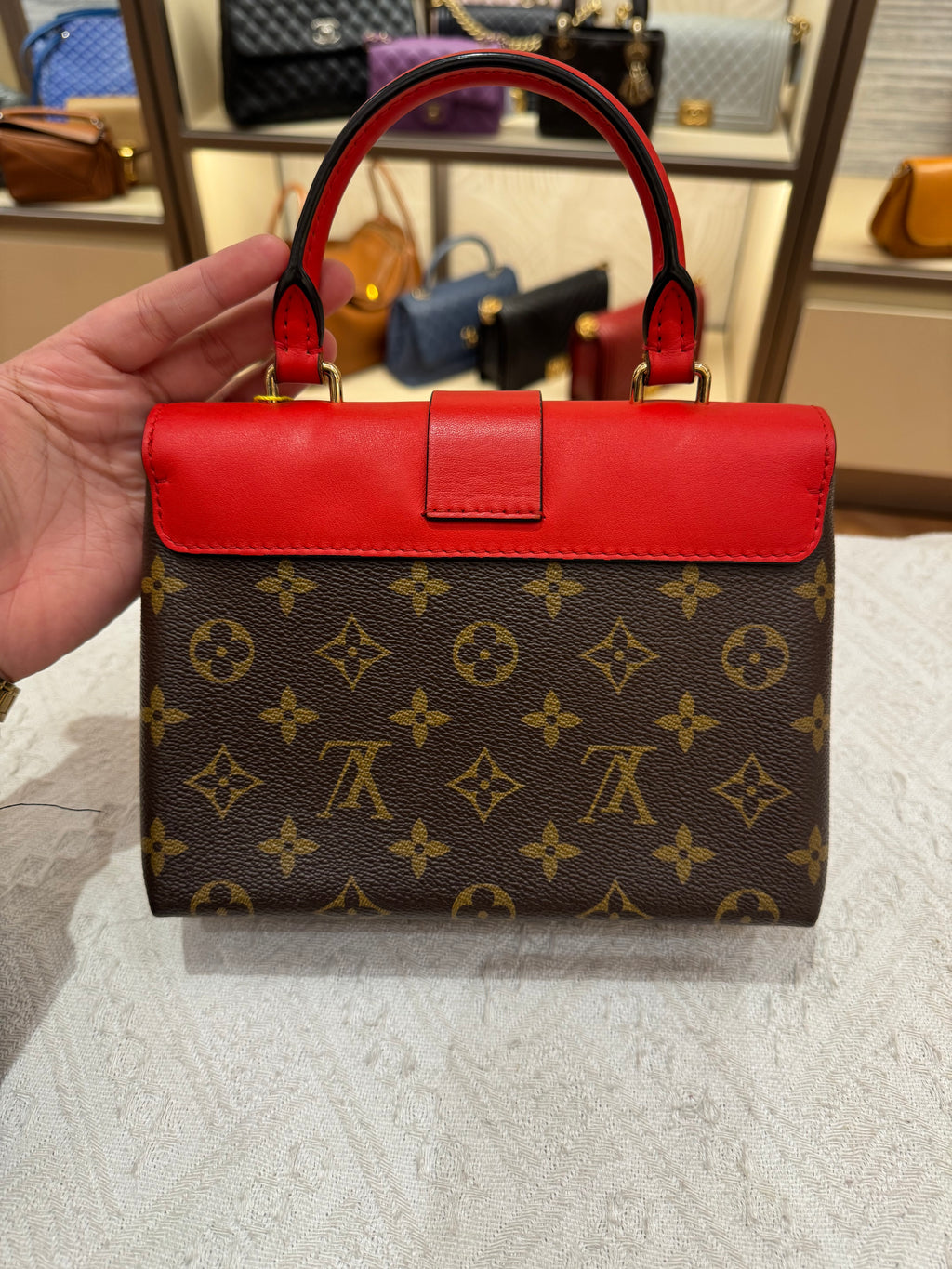 Louis Vuitton bb Locky Monogram