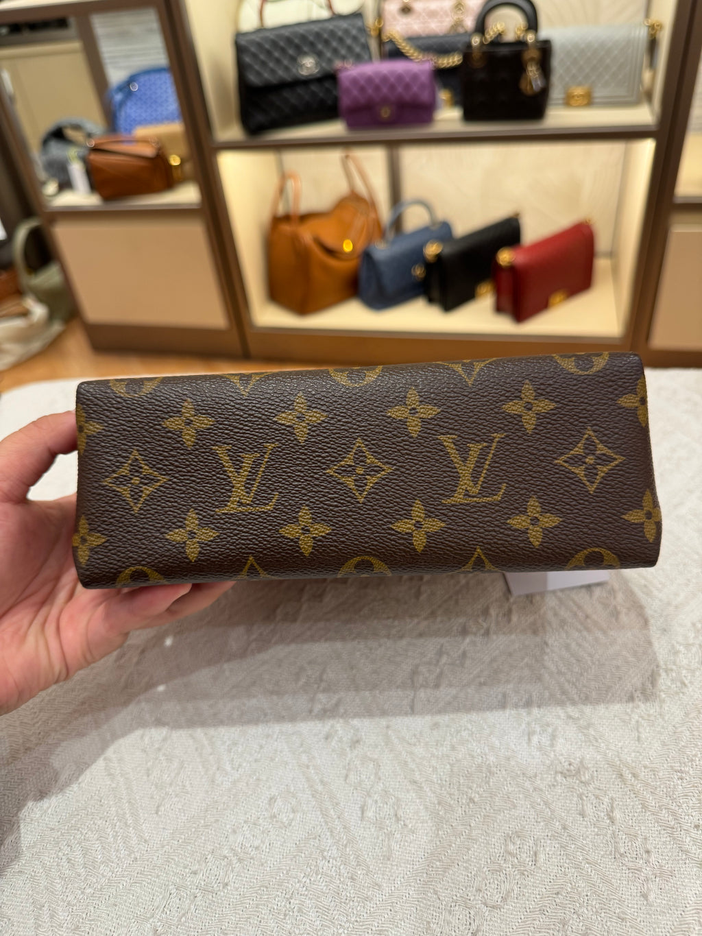 Louis Vuitton bb Locky Monogram