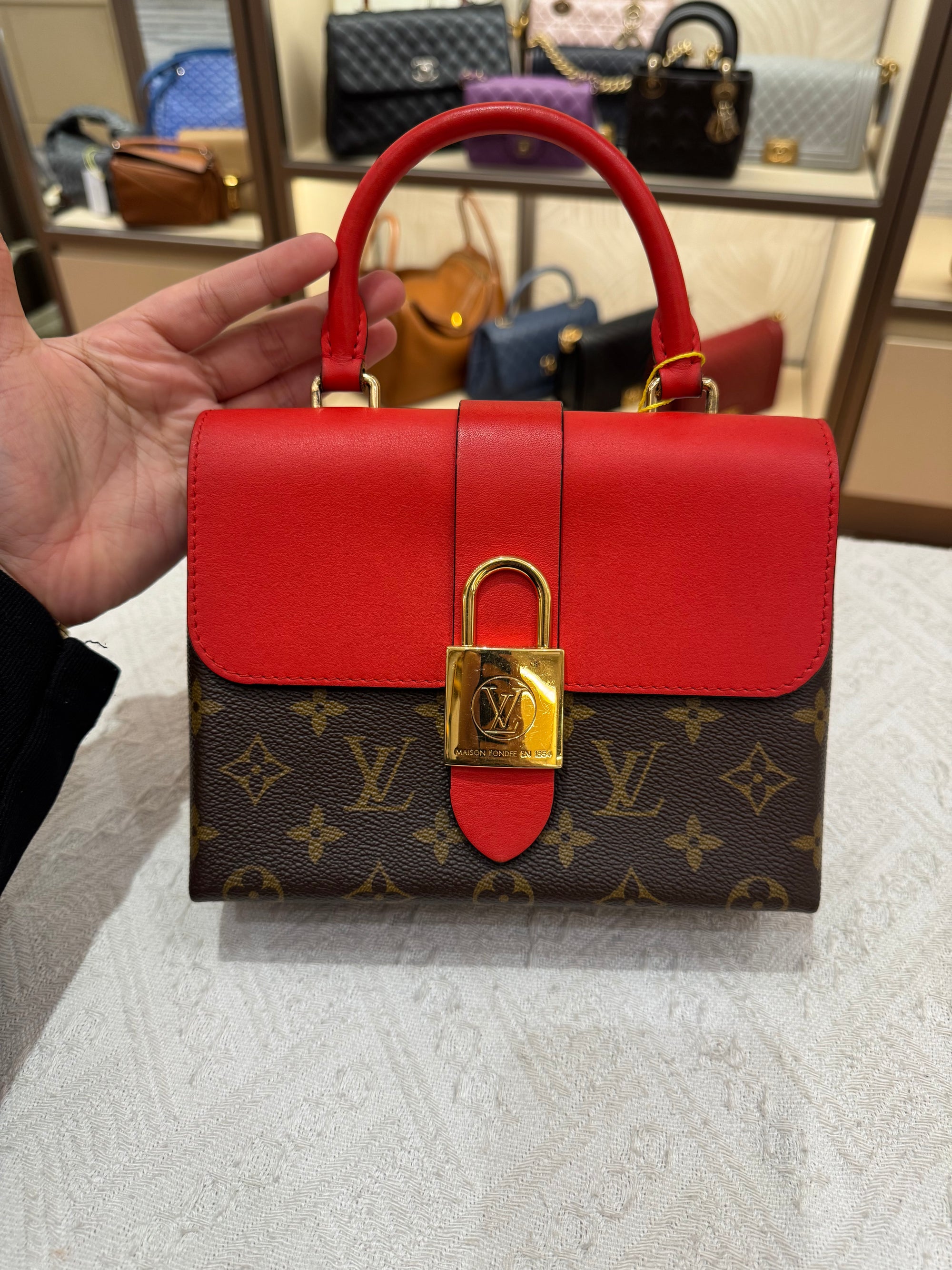 Louis Vuitton bb Locky Monogram