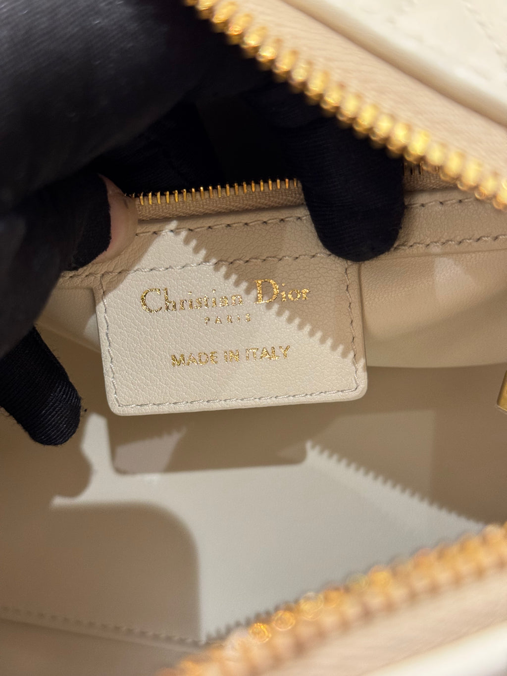 Dior Groove Macrocannage