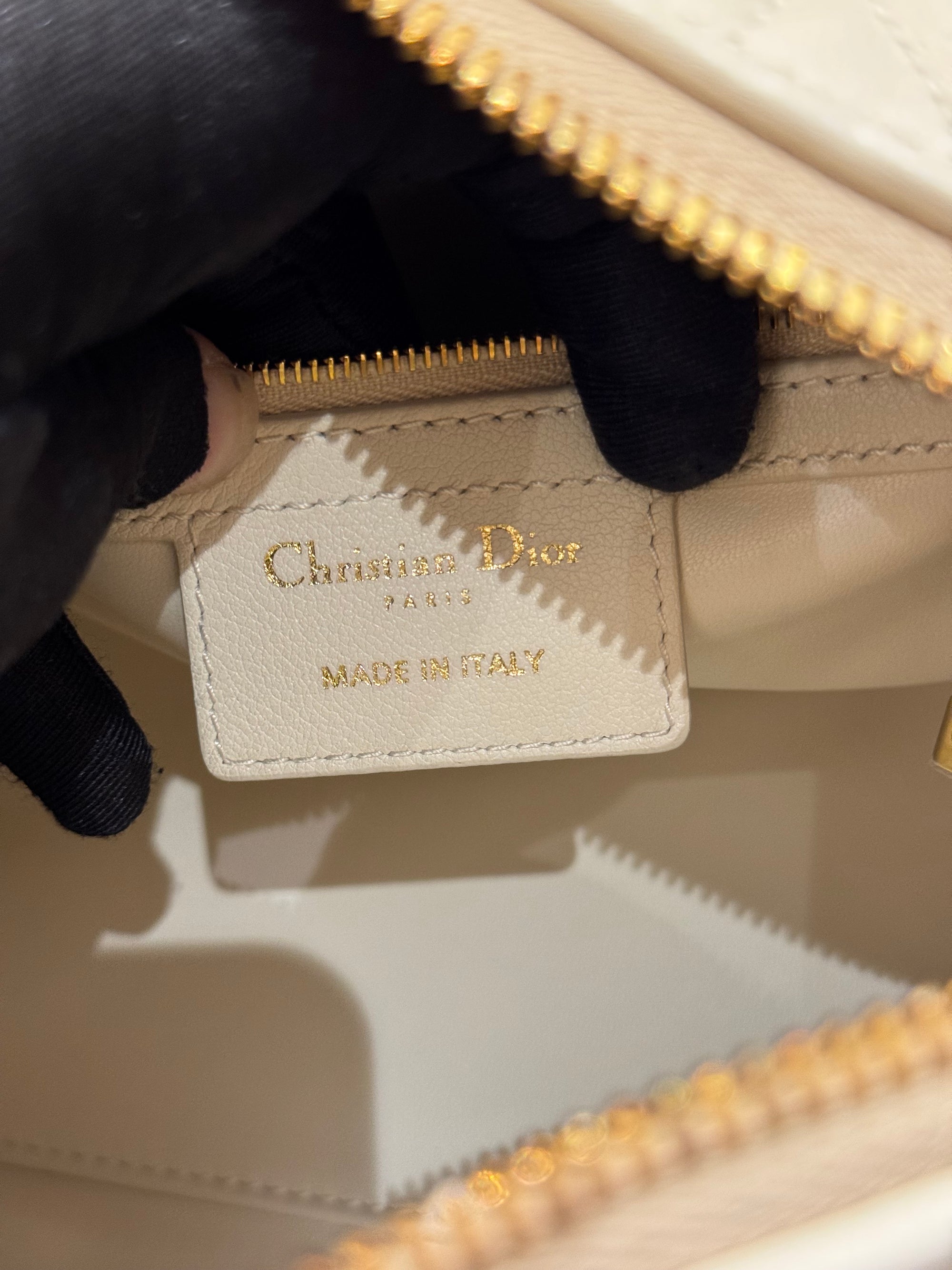 Dior Groove Macrocannage