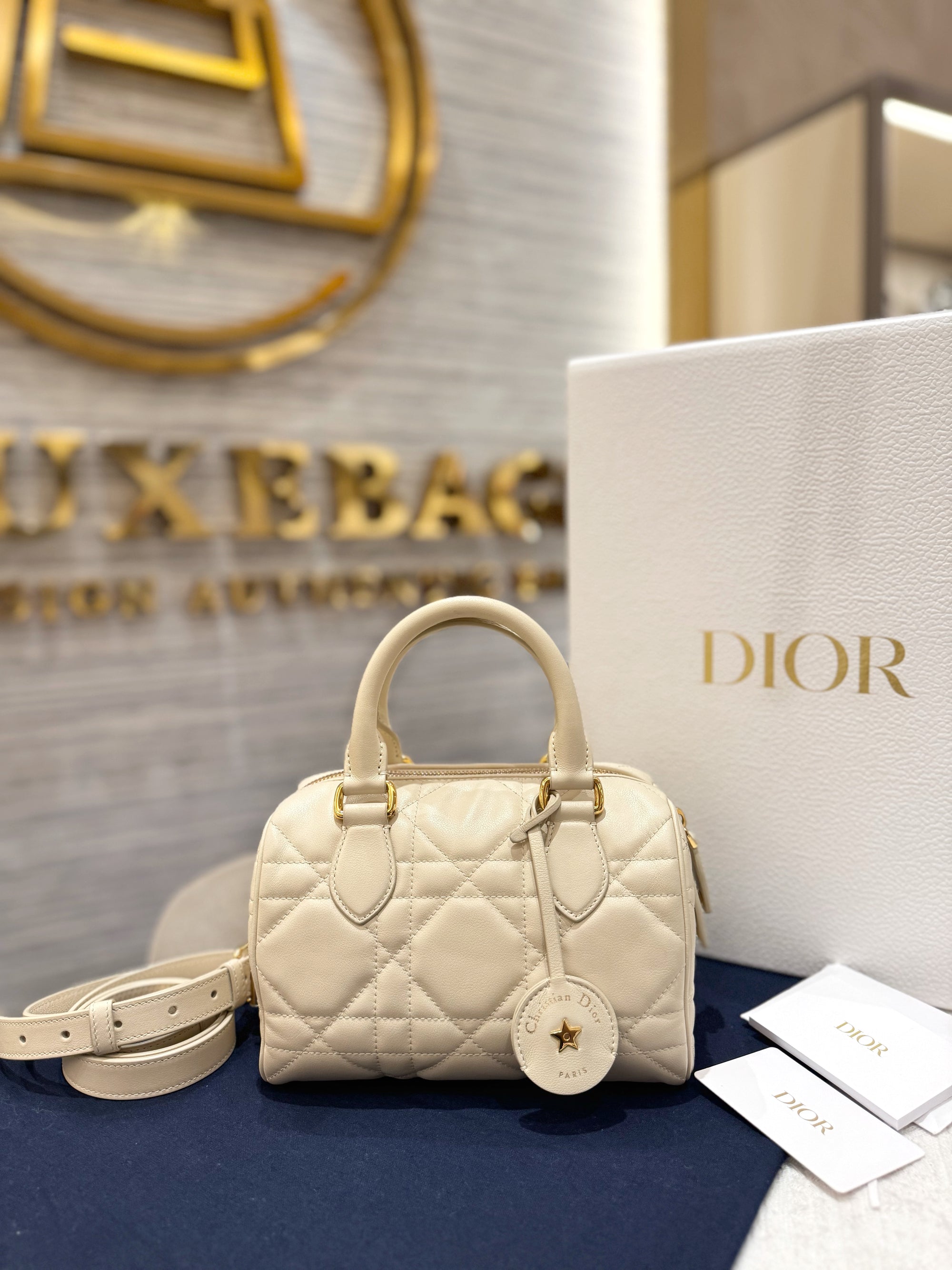 Dior Groove Macrocannage