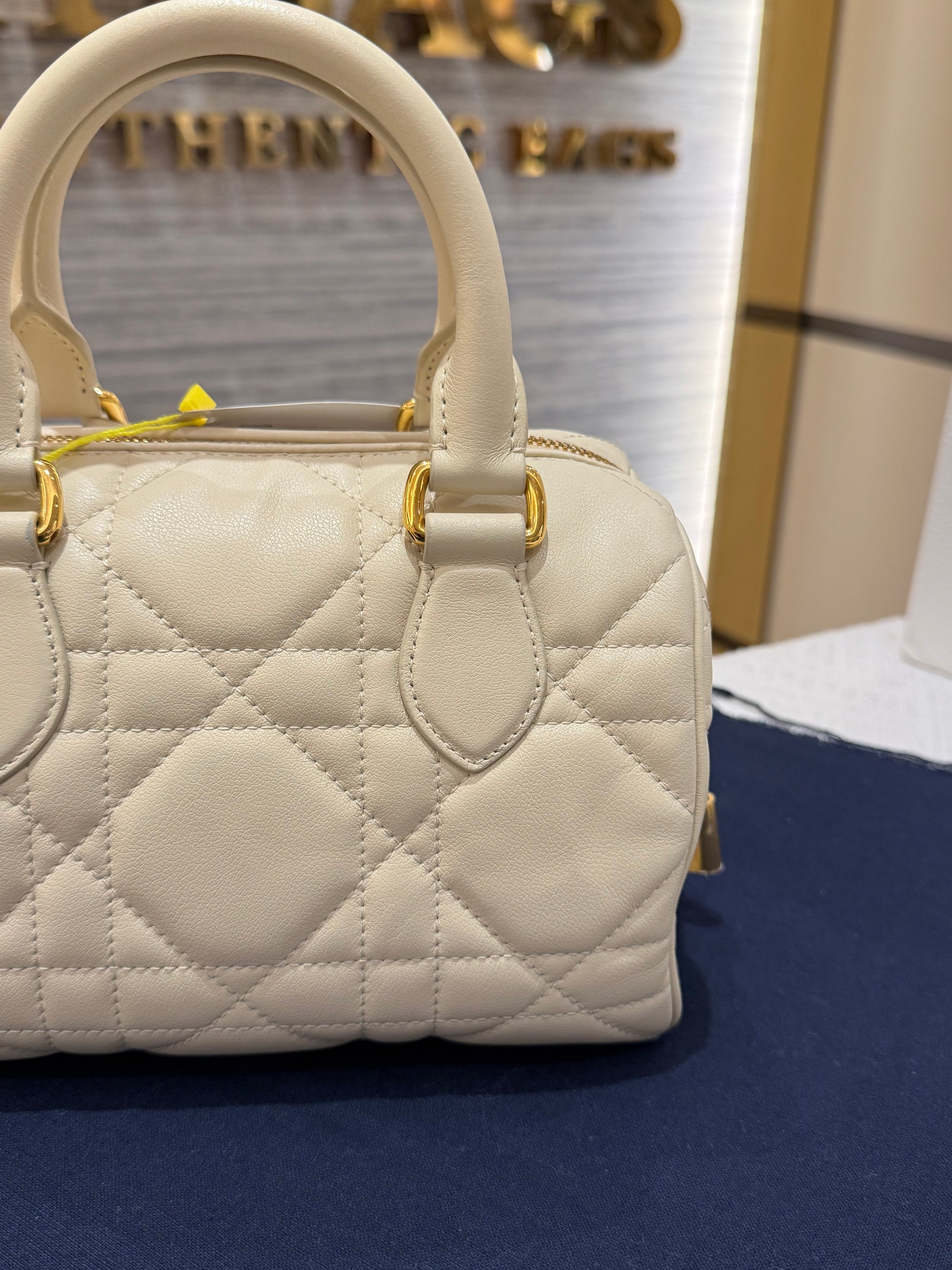Dior Groove Macrocannage