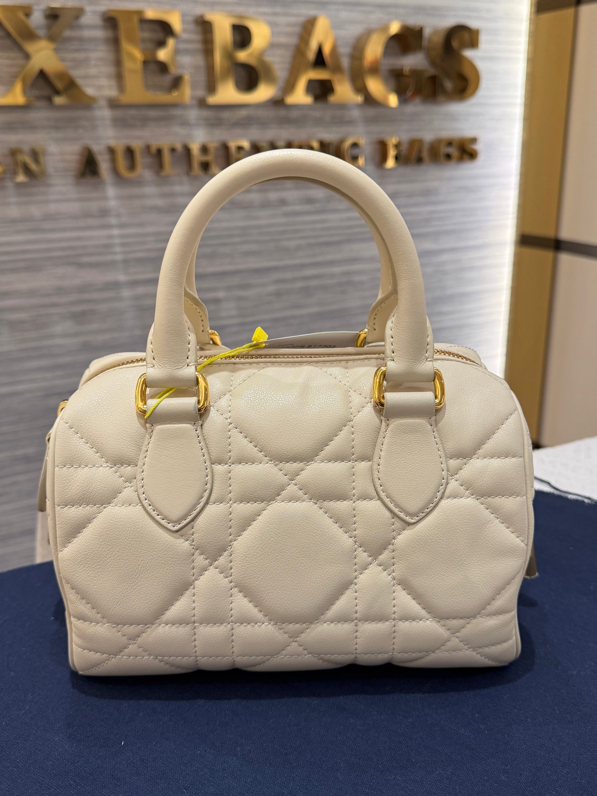 Dior Groove Macrocannage