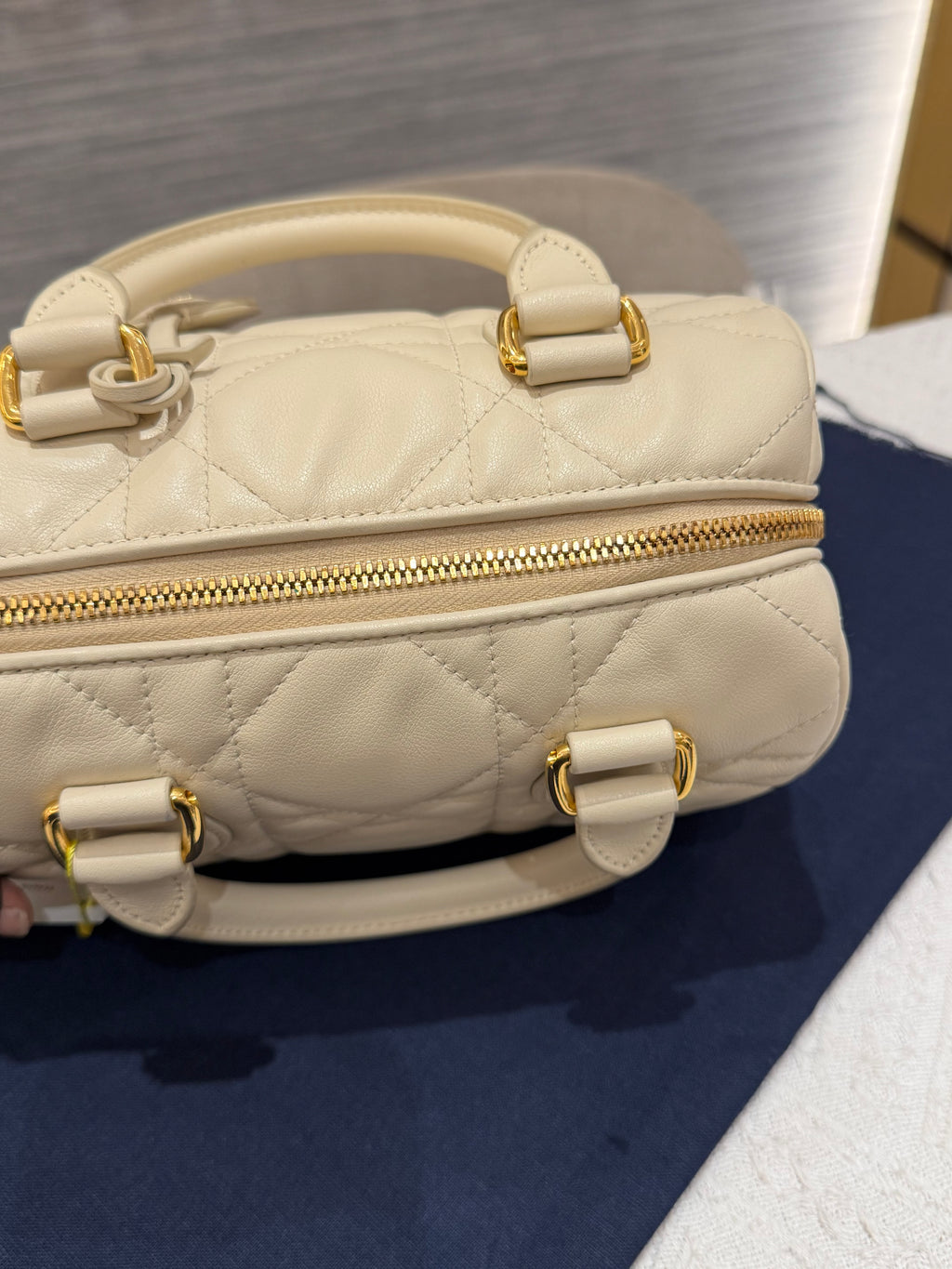 Dior Groove Macrocannage