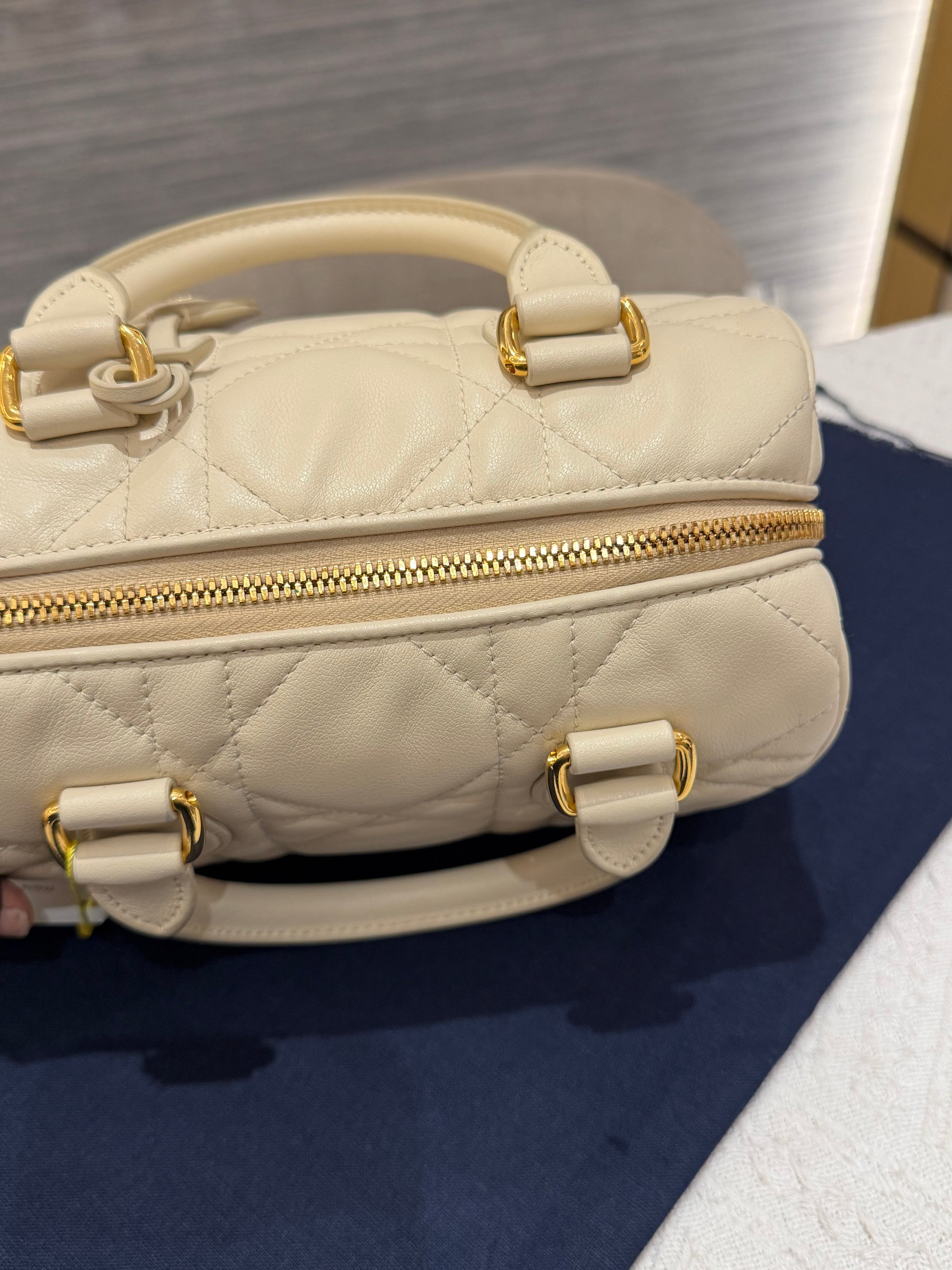 Dior Groove Macrocannage