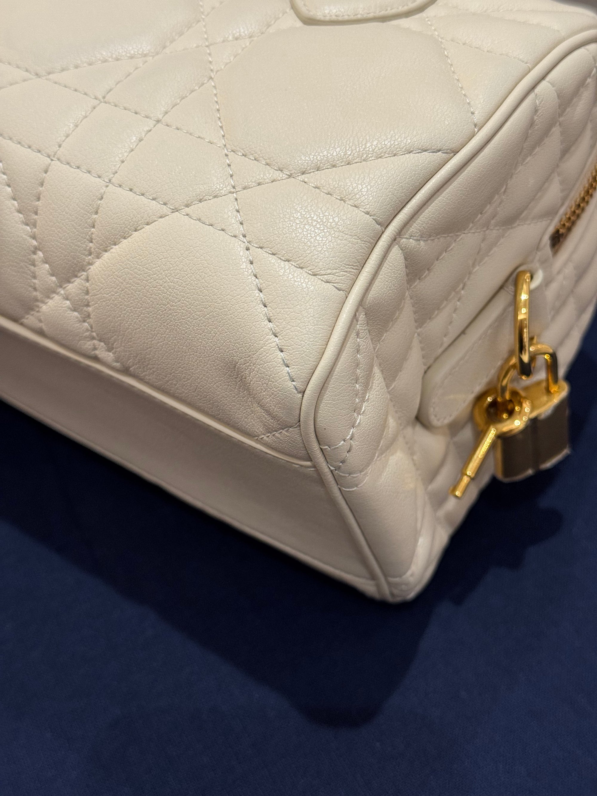 Dior Groove Macrocannage